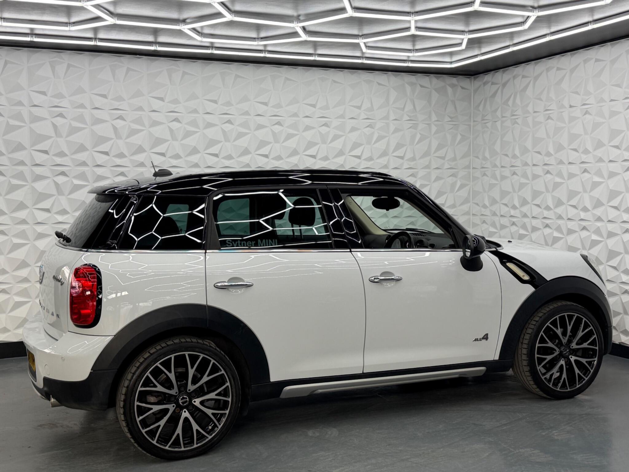MINI Countryman - Image 9