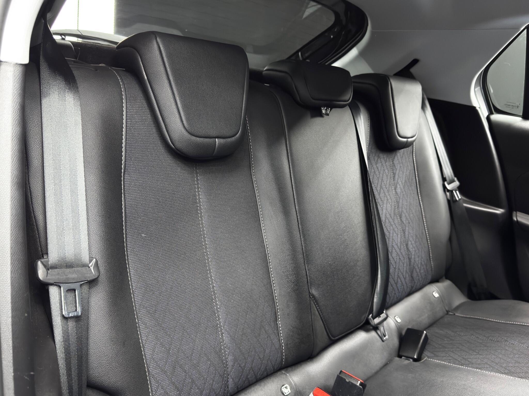 Vauxhall Corsa - Image 14