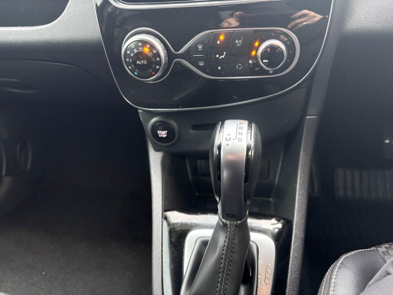 Renault Clio - Image 15