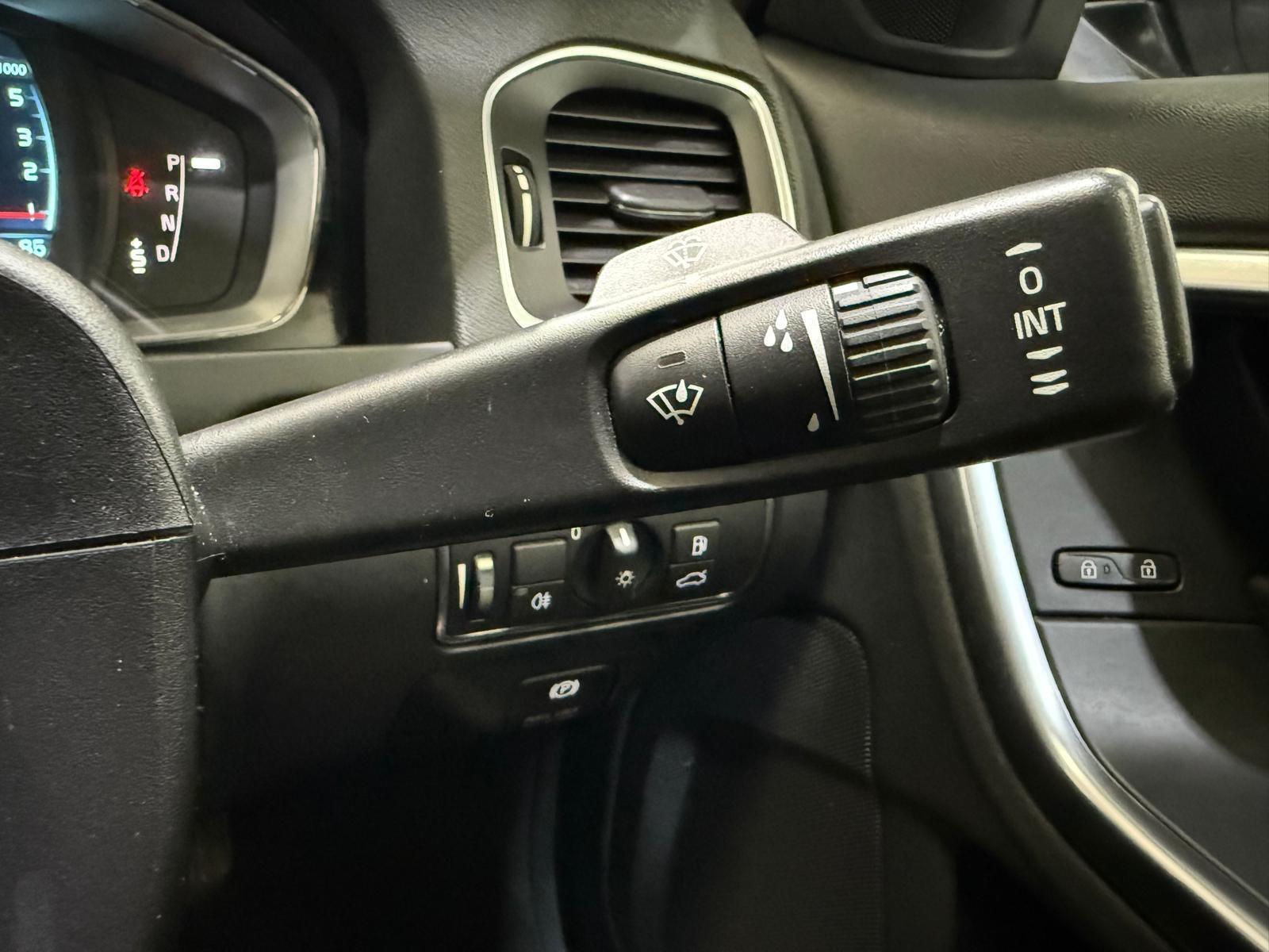 Volvo S60 - Image 56