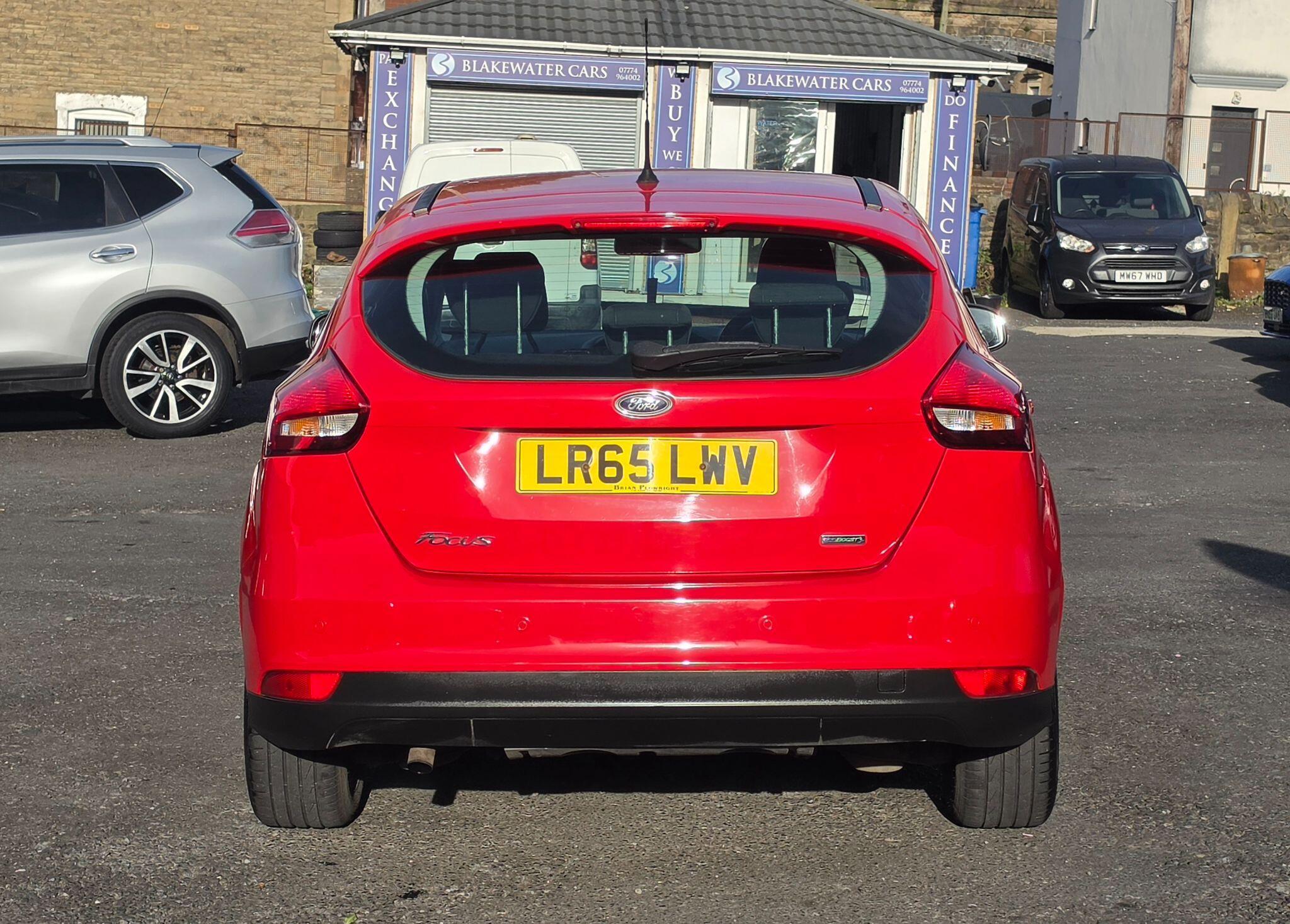 Ford Focus - Image 6