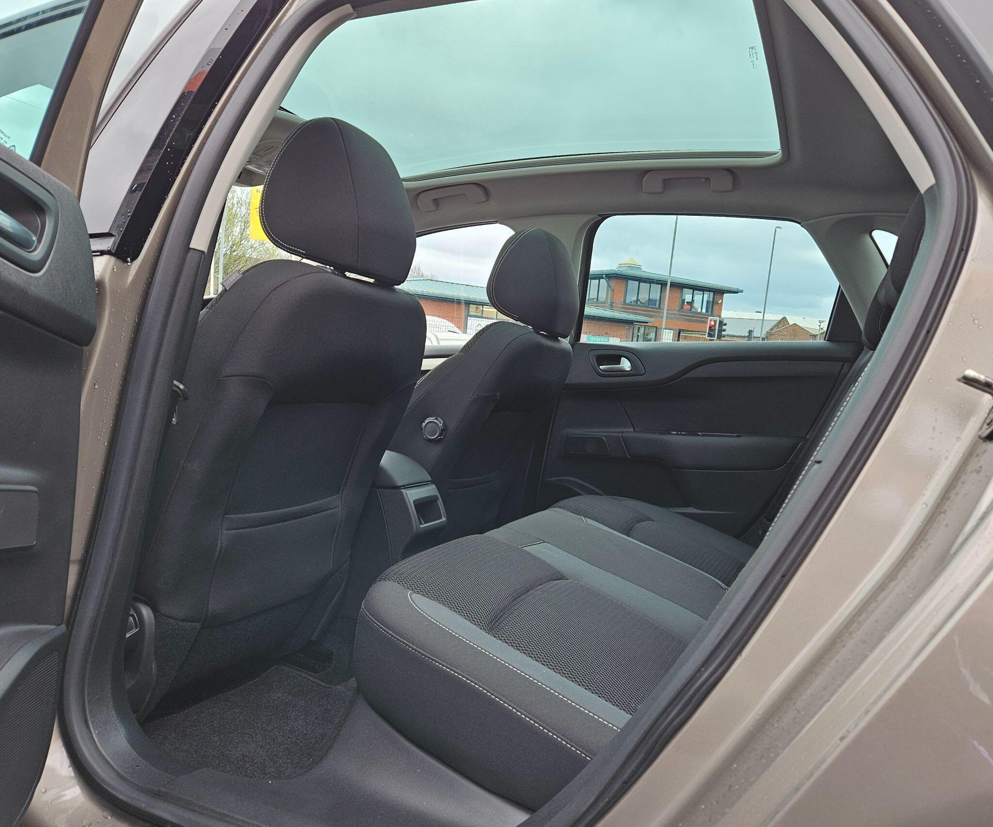 Citroen C4 - Image 8