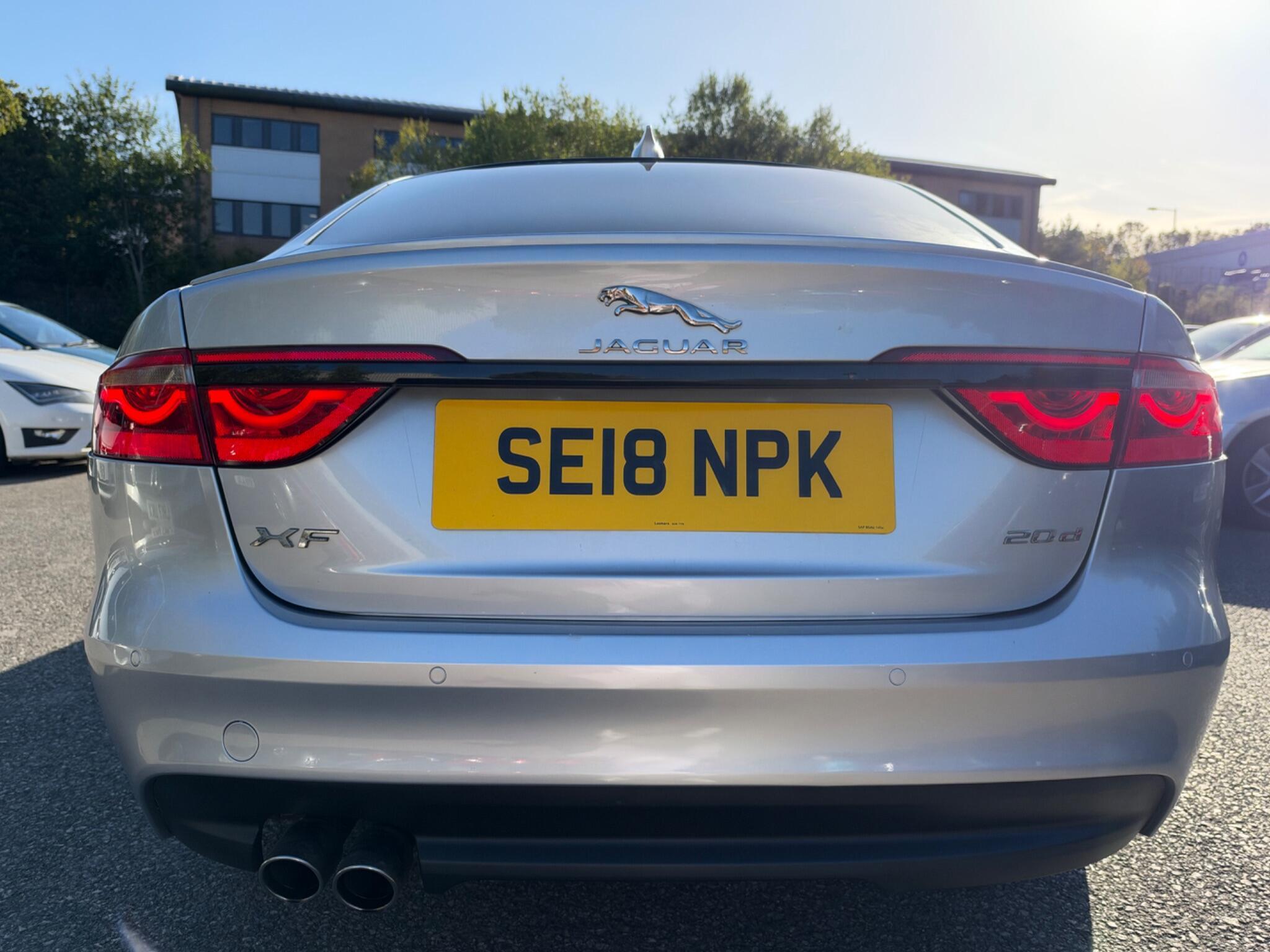 Jaguar XF - Image 12
