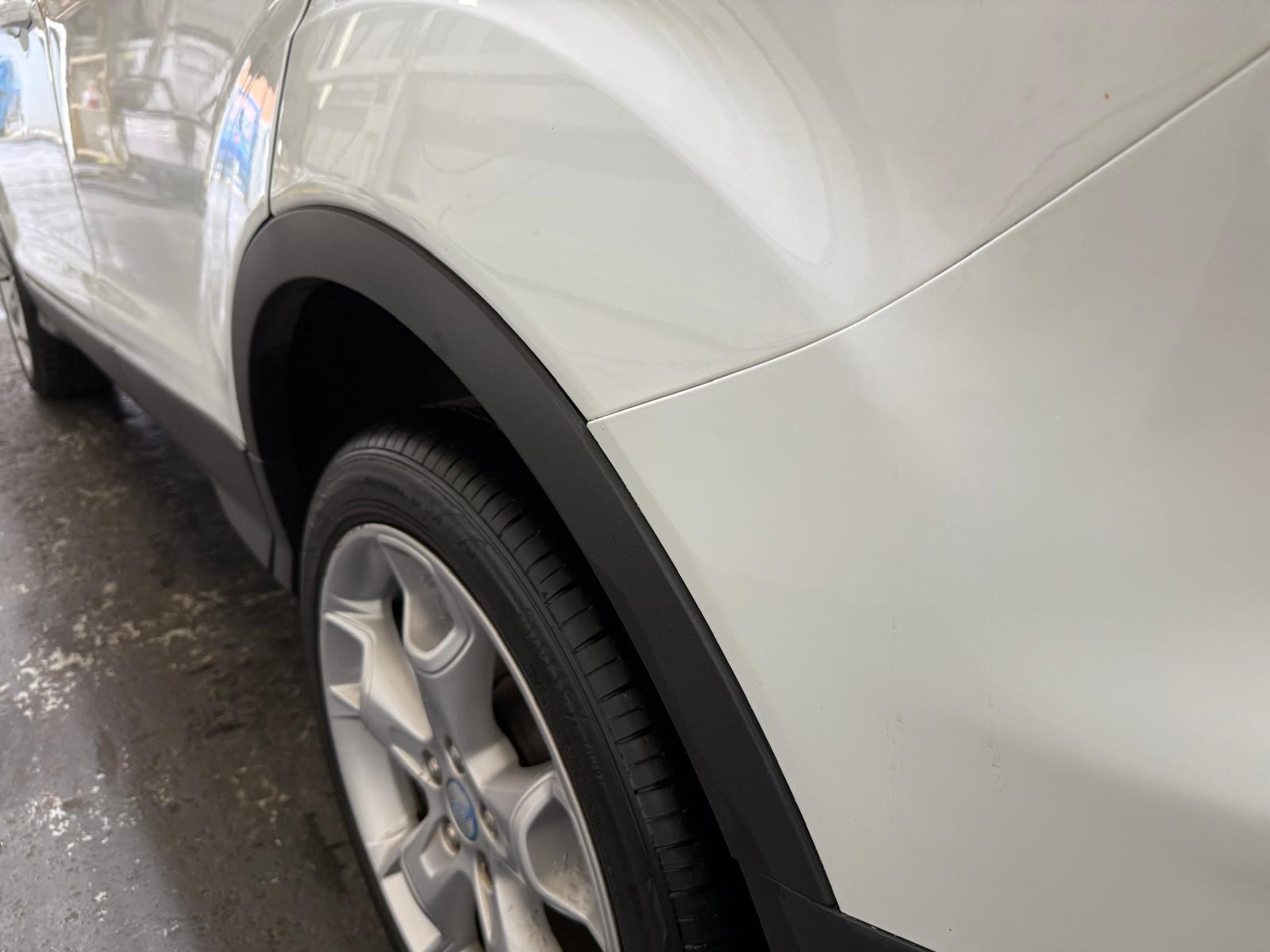 Ford Kuga - Image 18