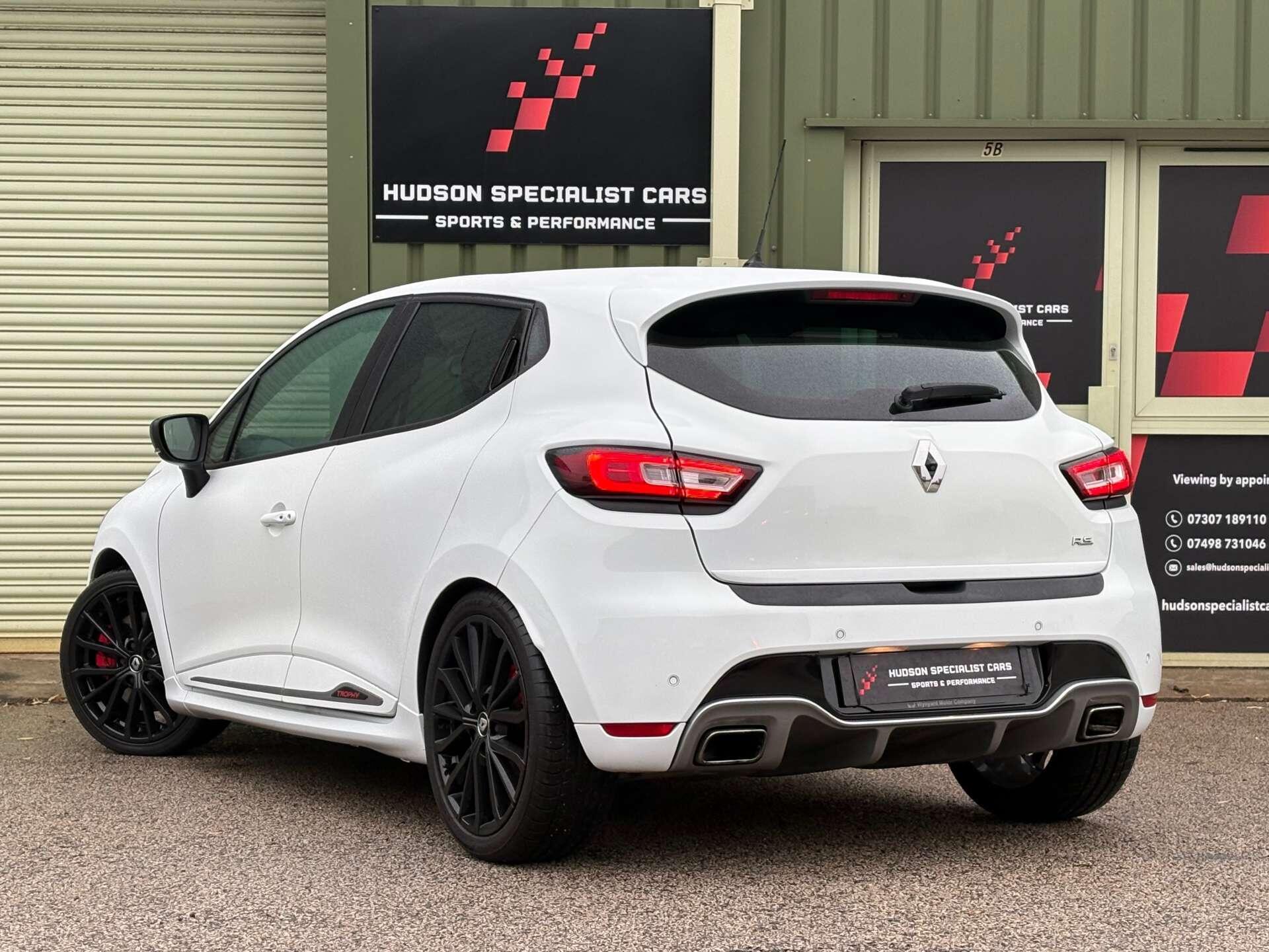 Renault Clio - Image 2