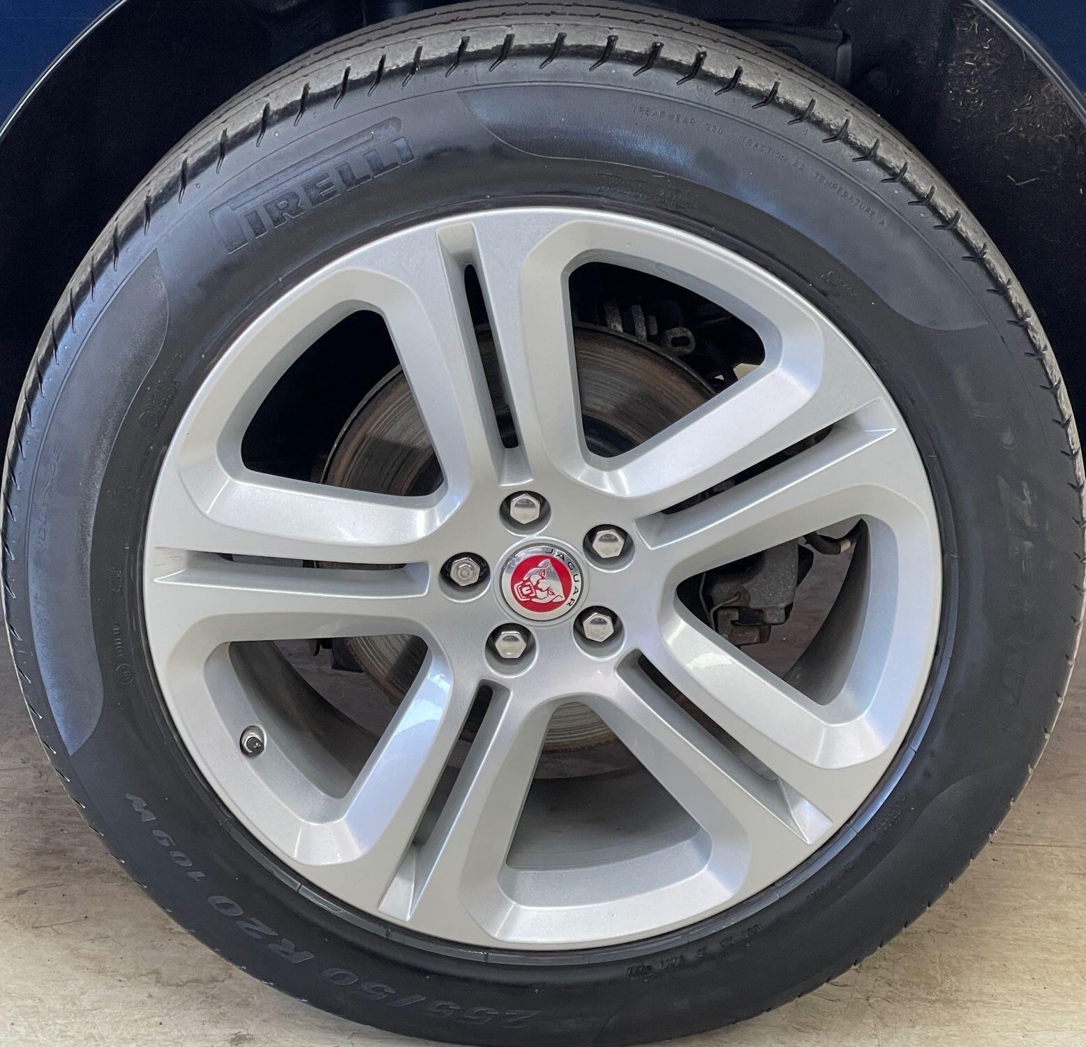 Jaguar F-Pace - Image 14