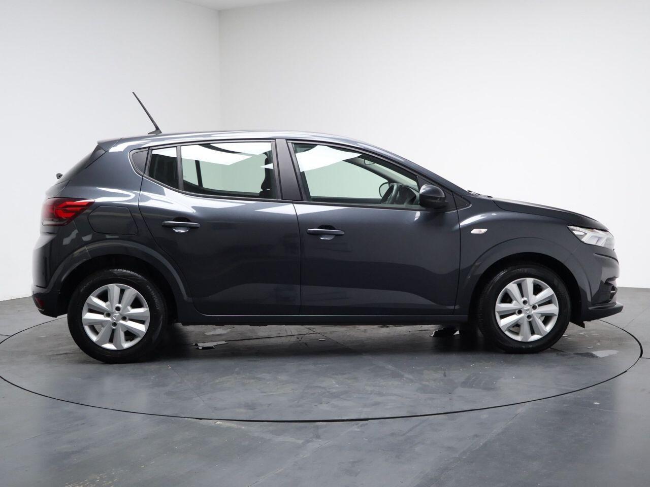 Dacia Sandero - Image 14