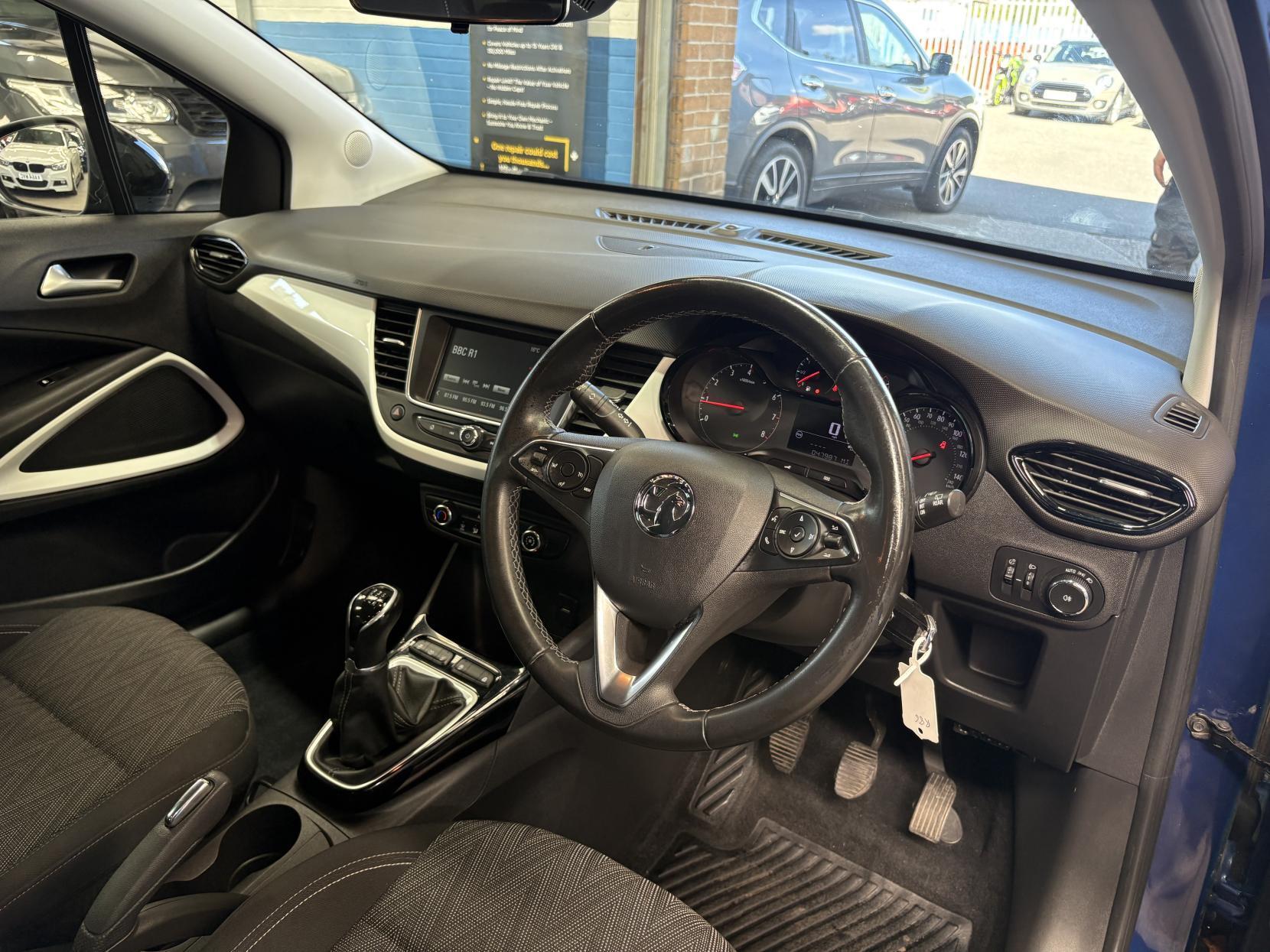 Vauxhall Crossland X - Image 10