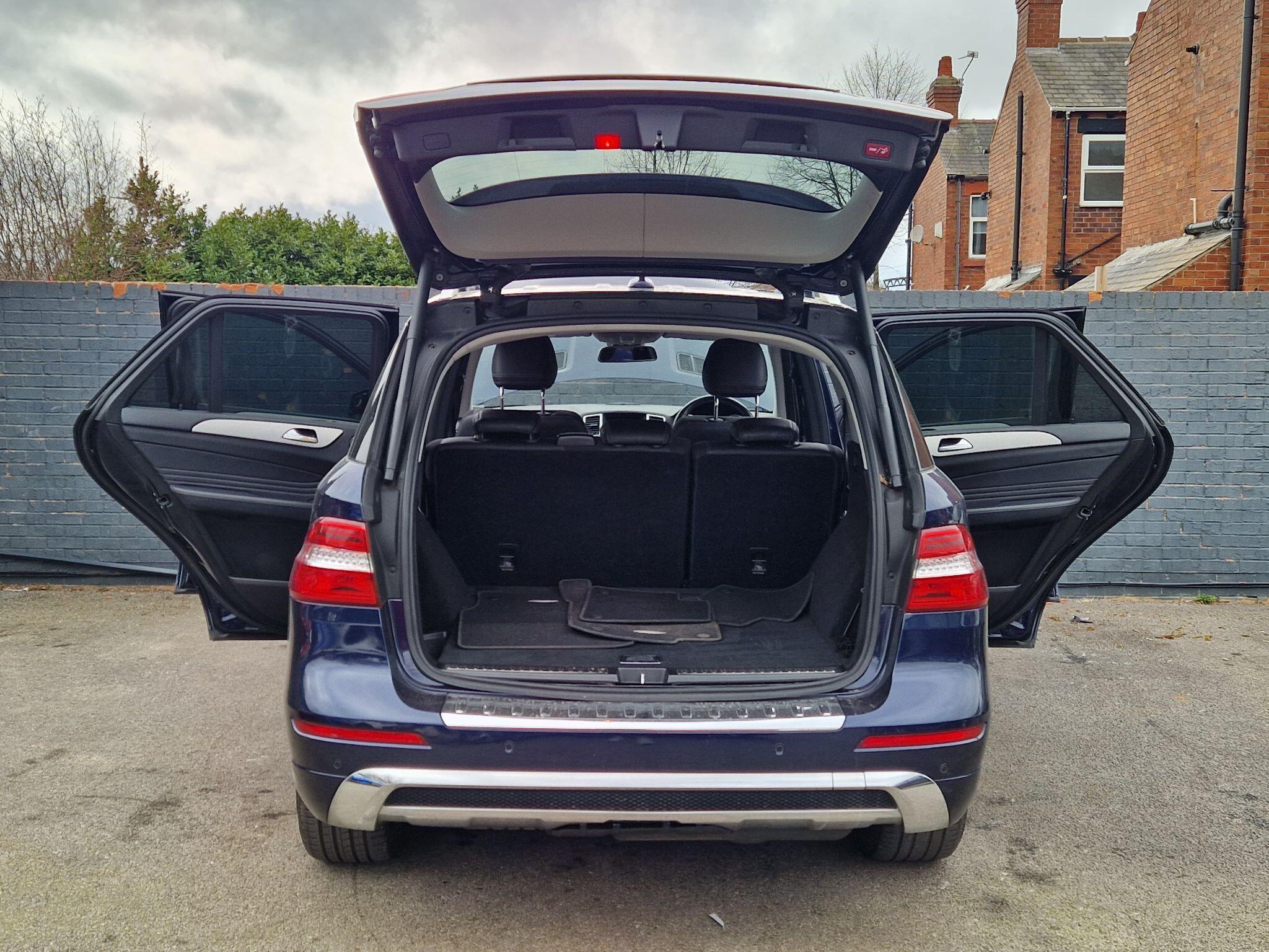 Mercedes M Class - Image 11