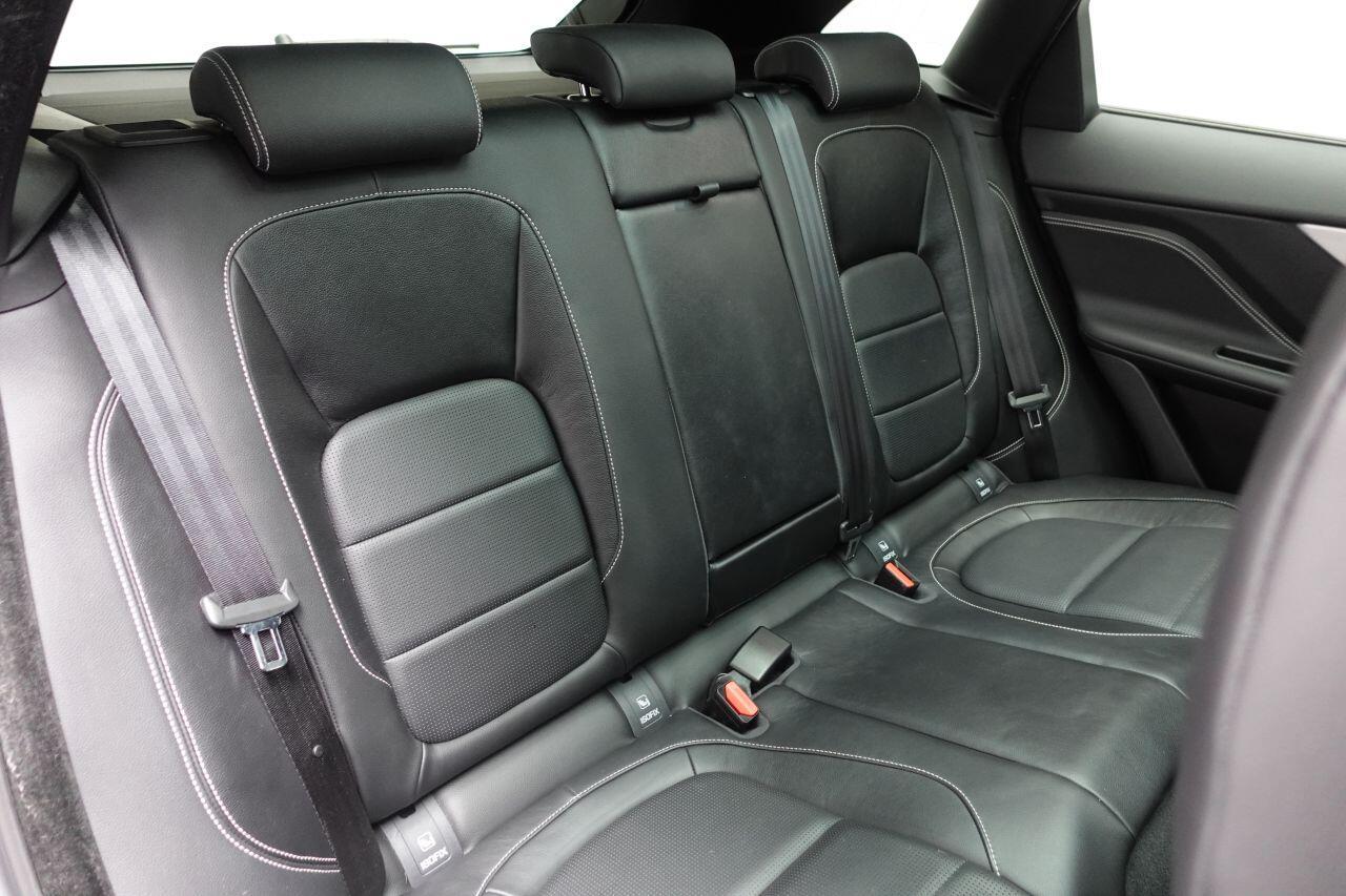 Jaguar F-Pace - Image 18