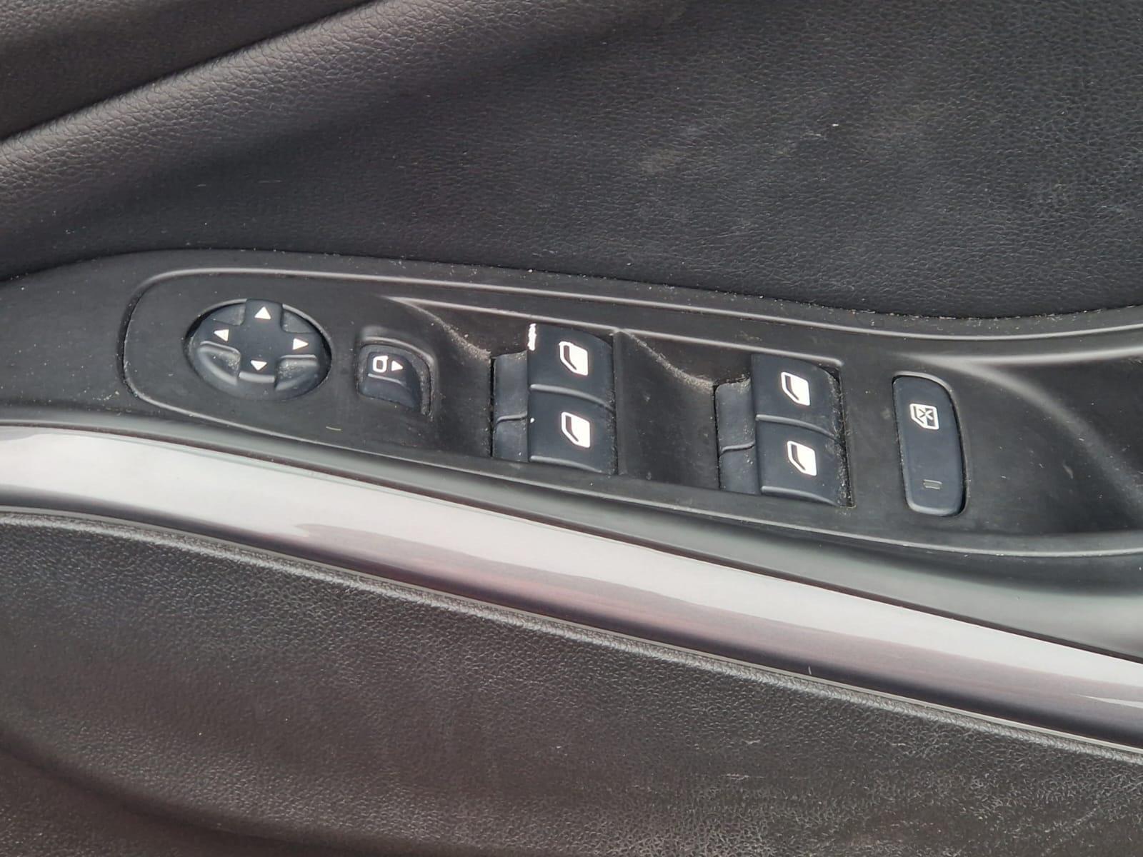 Vauxhall Grandland X - Image 30