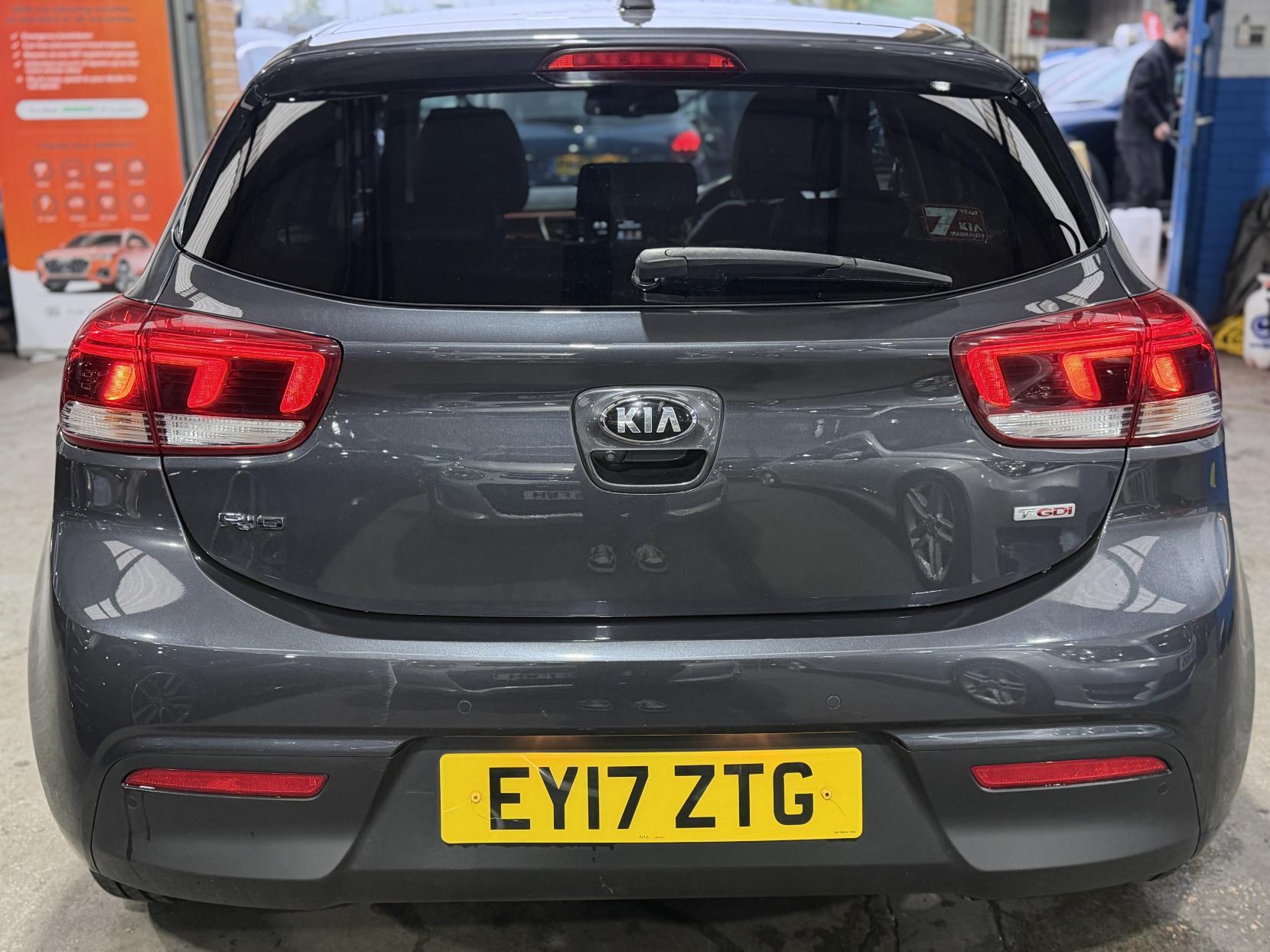 Kia Rio - Image 6