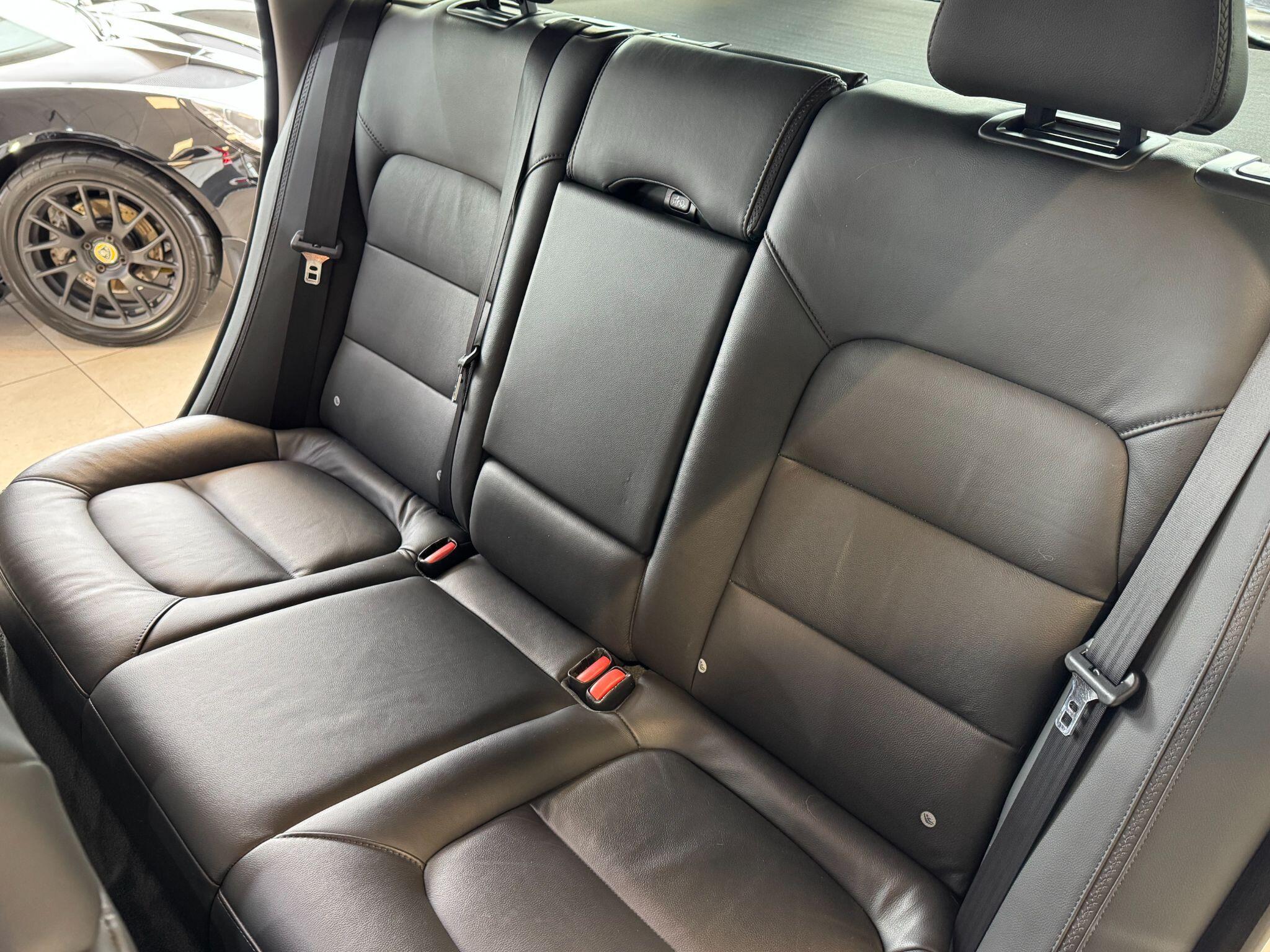 Volvo XC70 - Image 20