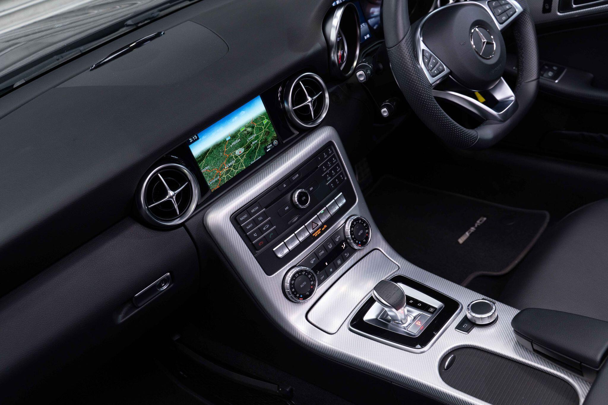 Mercedes SLC - Image 11