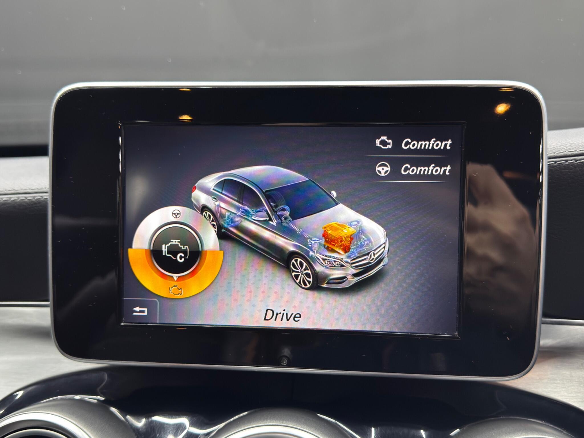 Mercedes C Class - Image 32