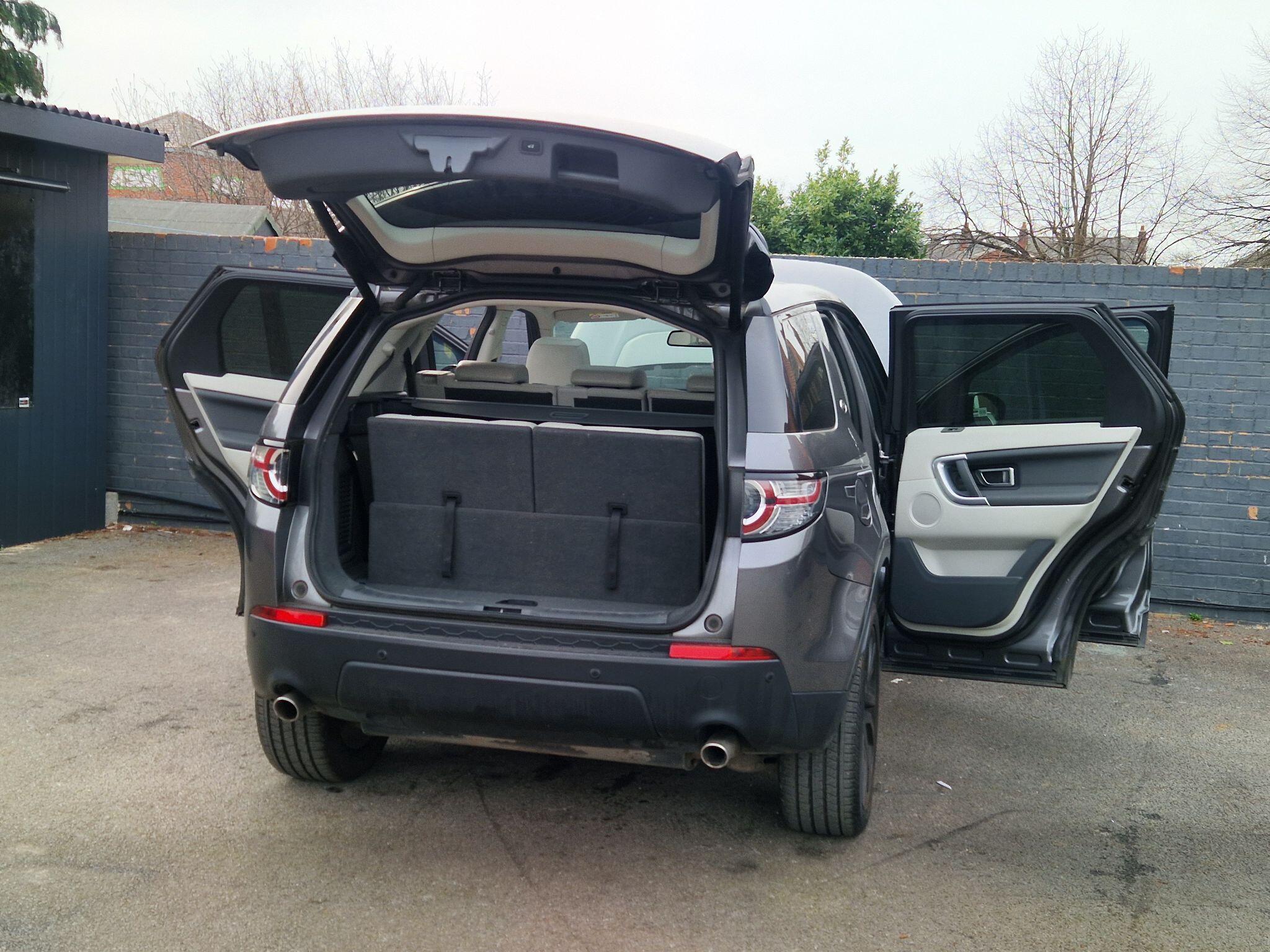 Land Rover DISCOVERY SPORT - Image 14