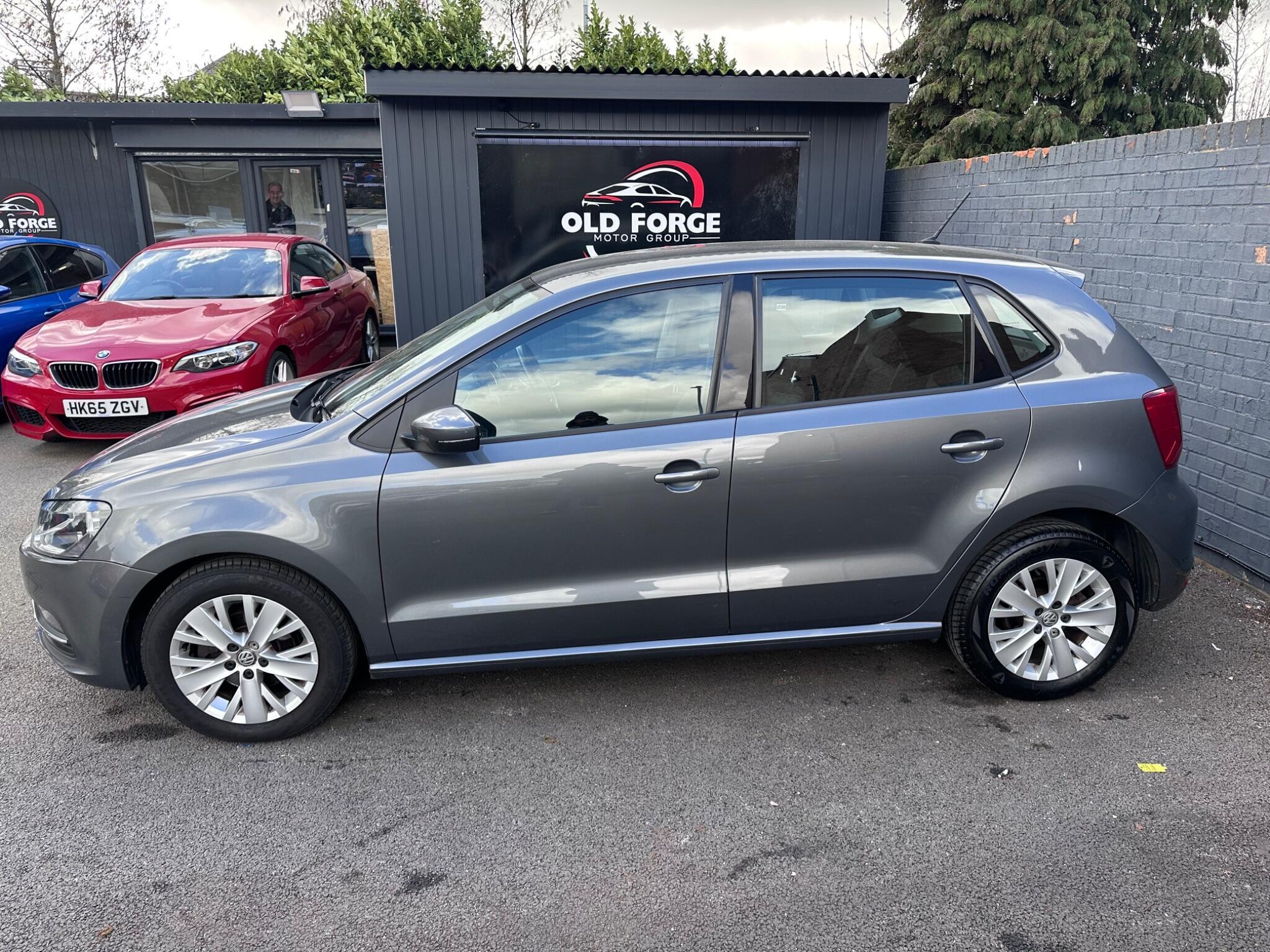 Volkswagen Polo - Image 11