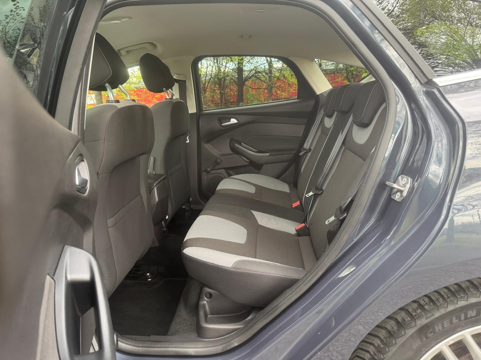 Ford Focus - Image 20