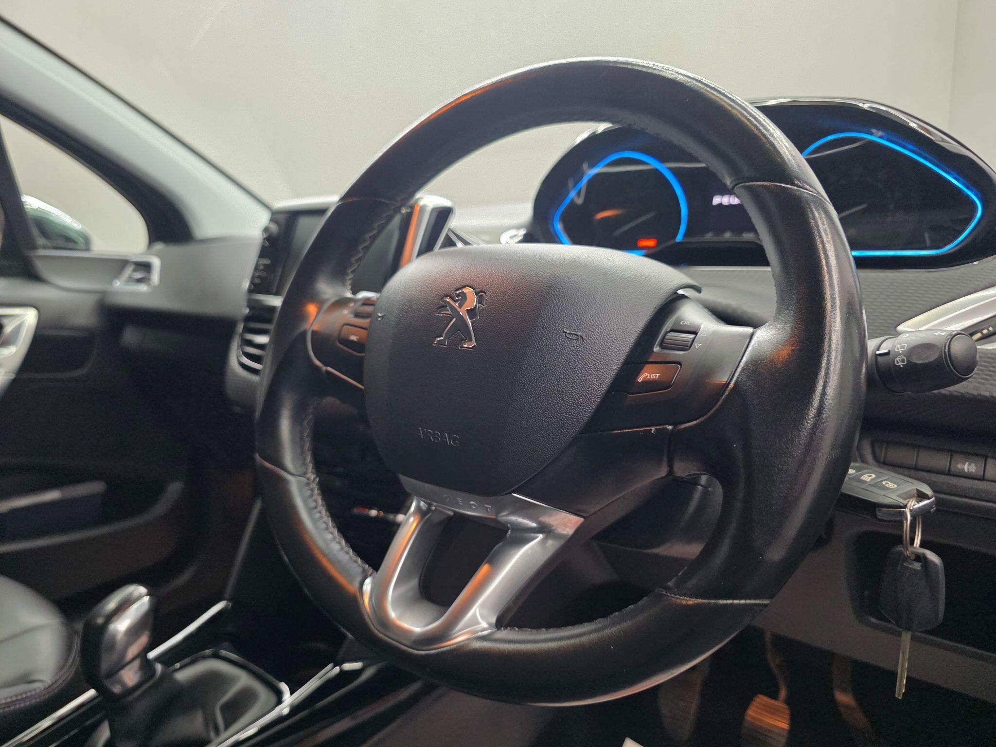 Peugeot 2008 - Image 12