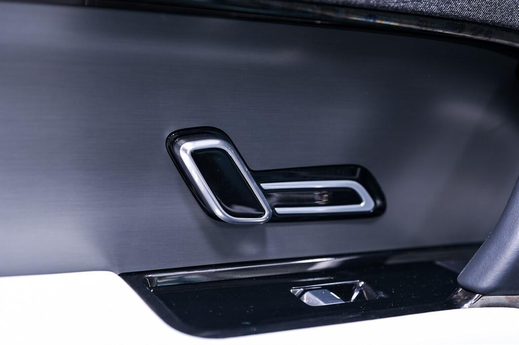 Land Rover RANGE ROVER SPORT - Image 16