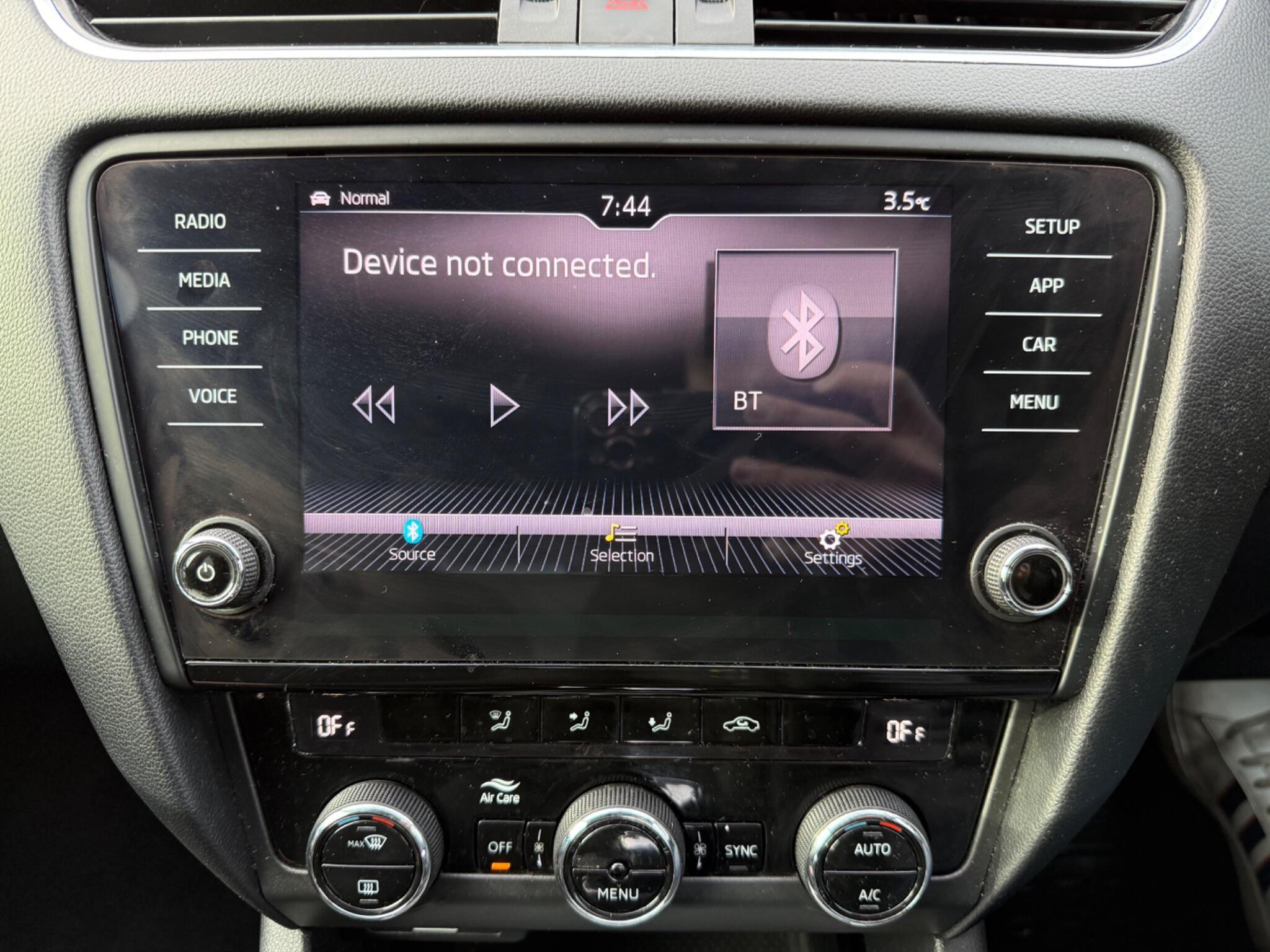 Skoda Octavia - Image 14