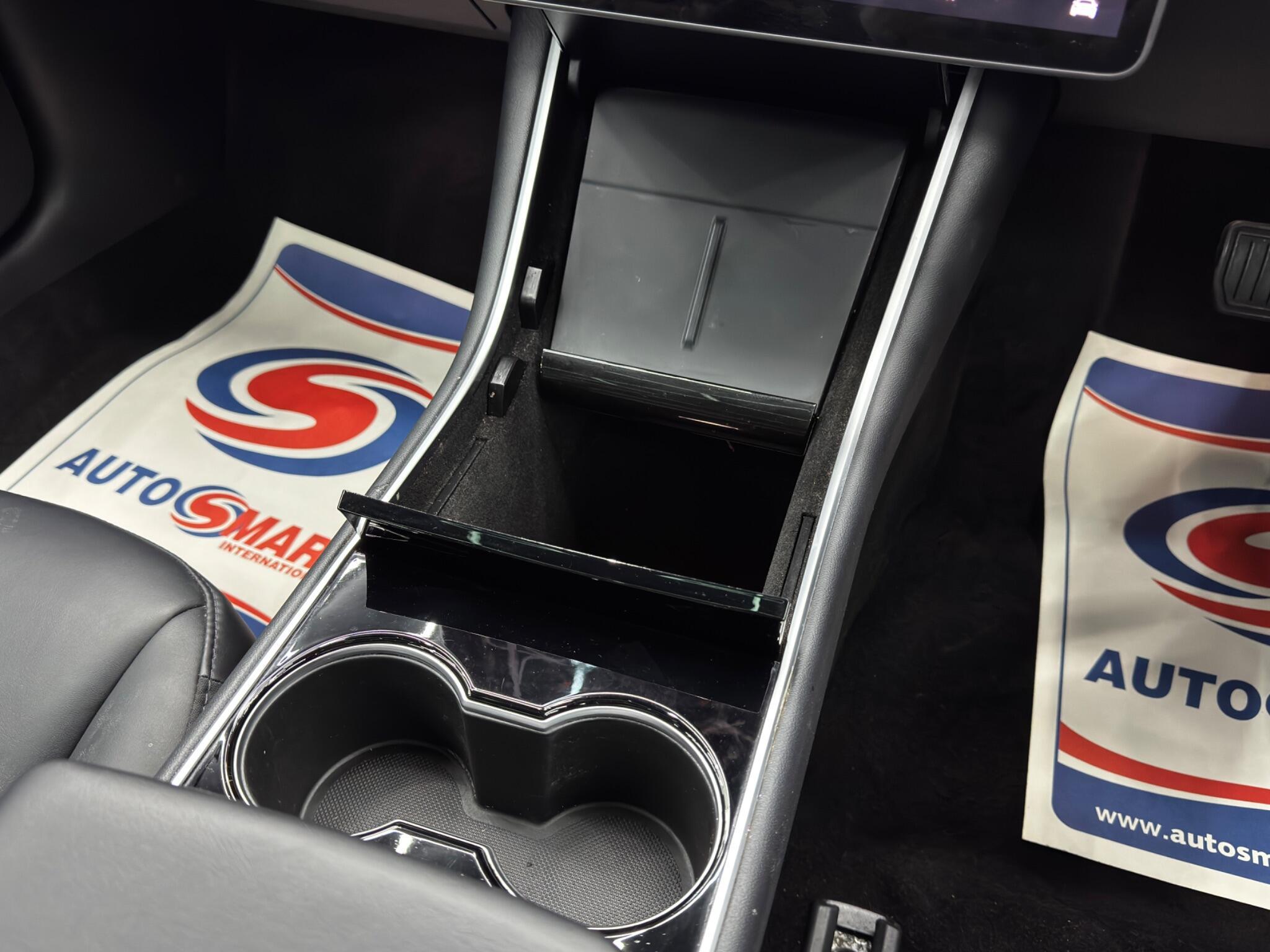 Tesla Model 3 - Image 23