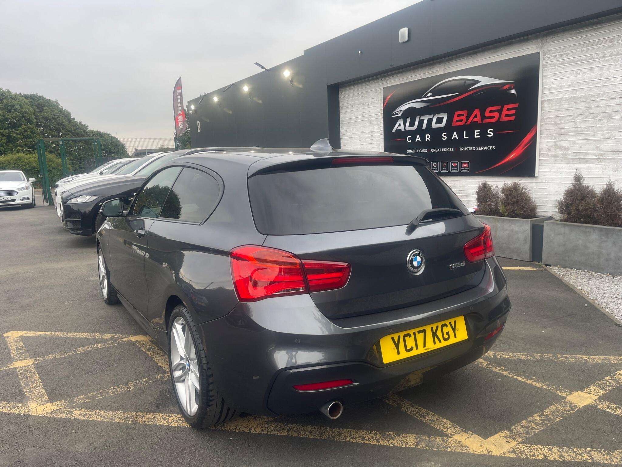 BMW 1 Series - Image 12