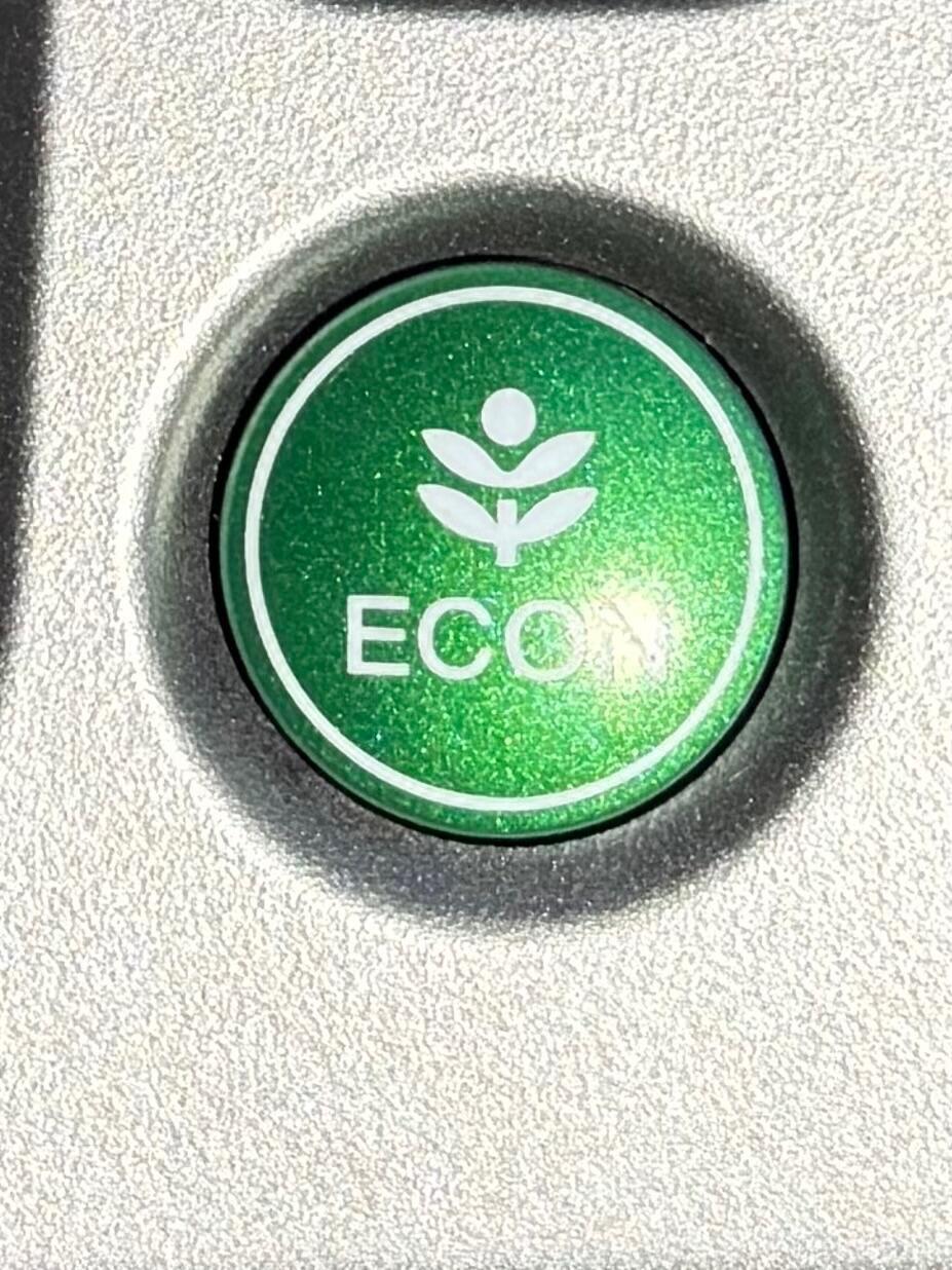 Honda Stepwagon - Image 42