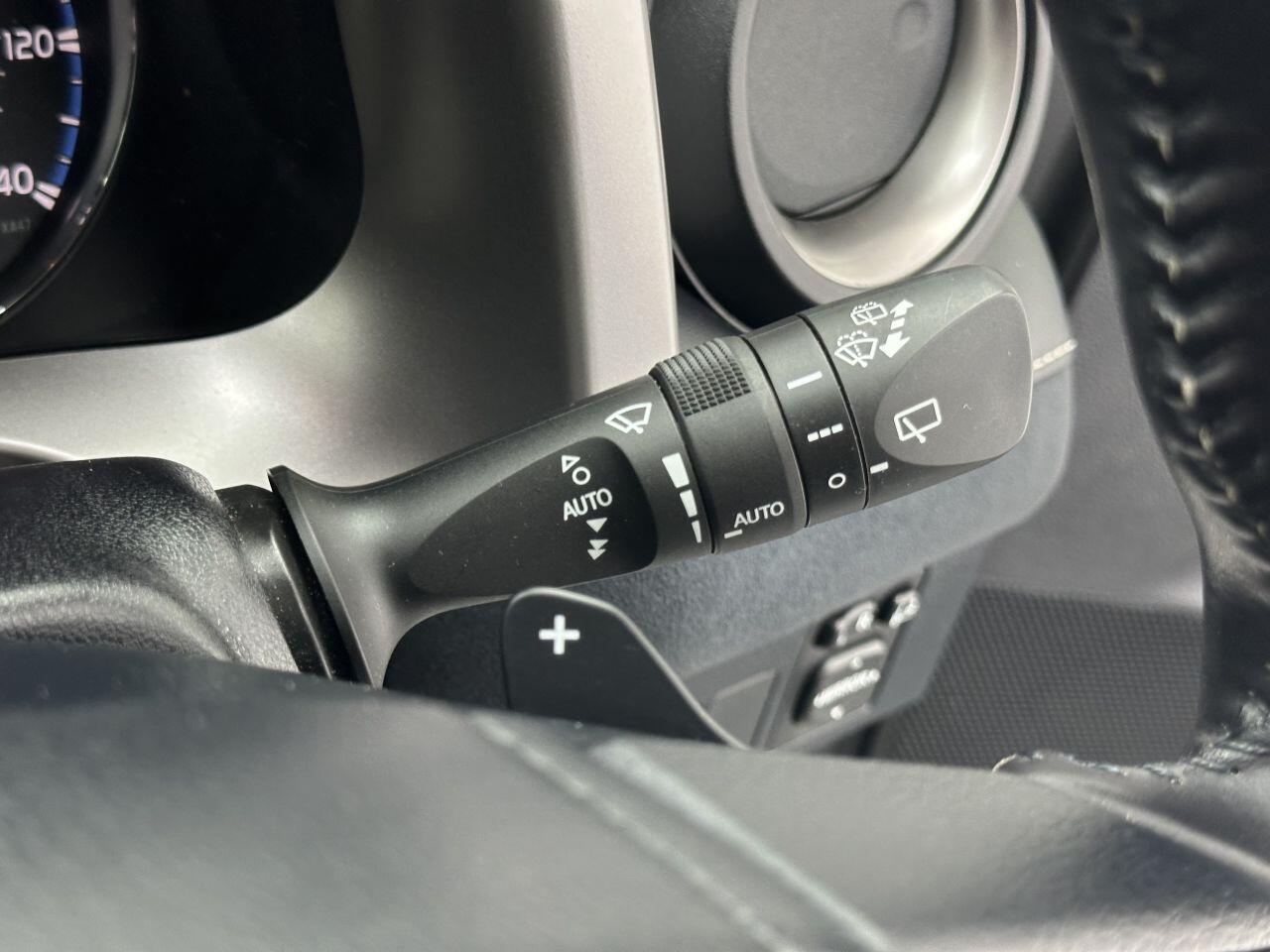 Toyota RAV4 - Image 29