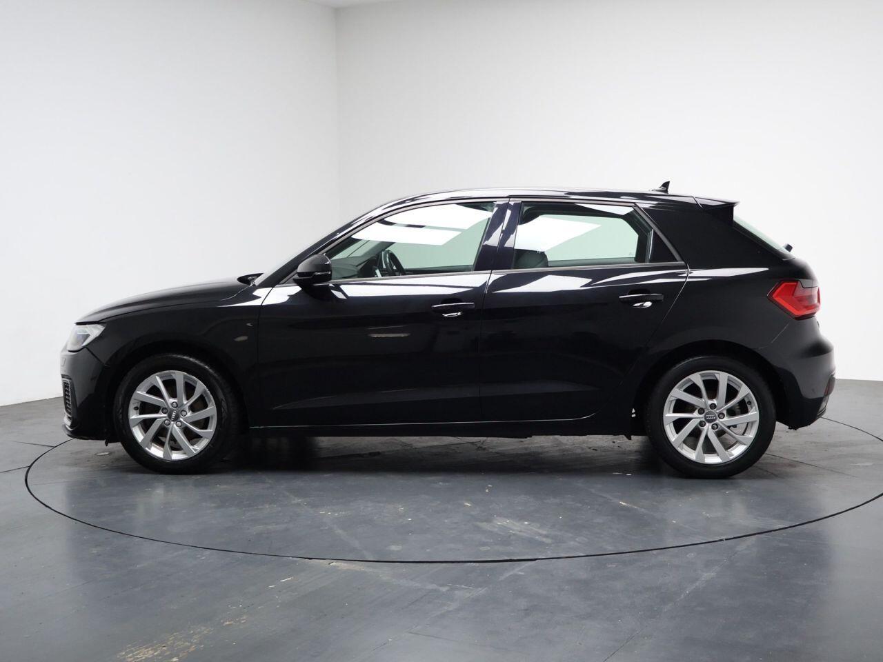 Audi A1 - Image 8