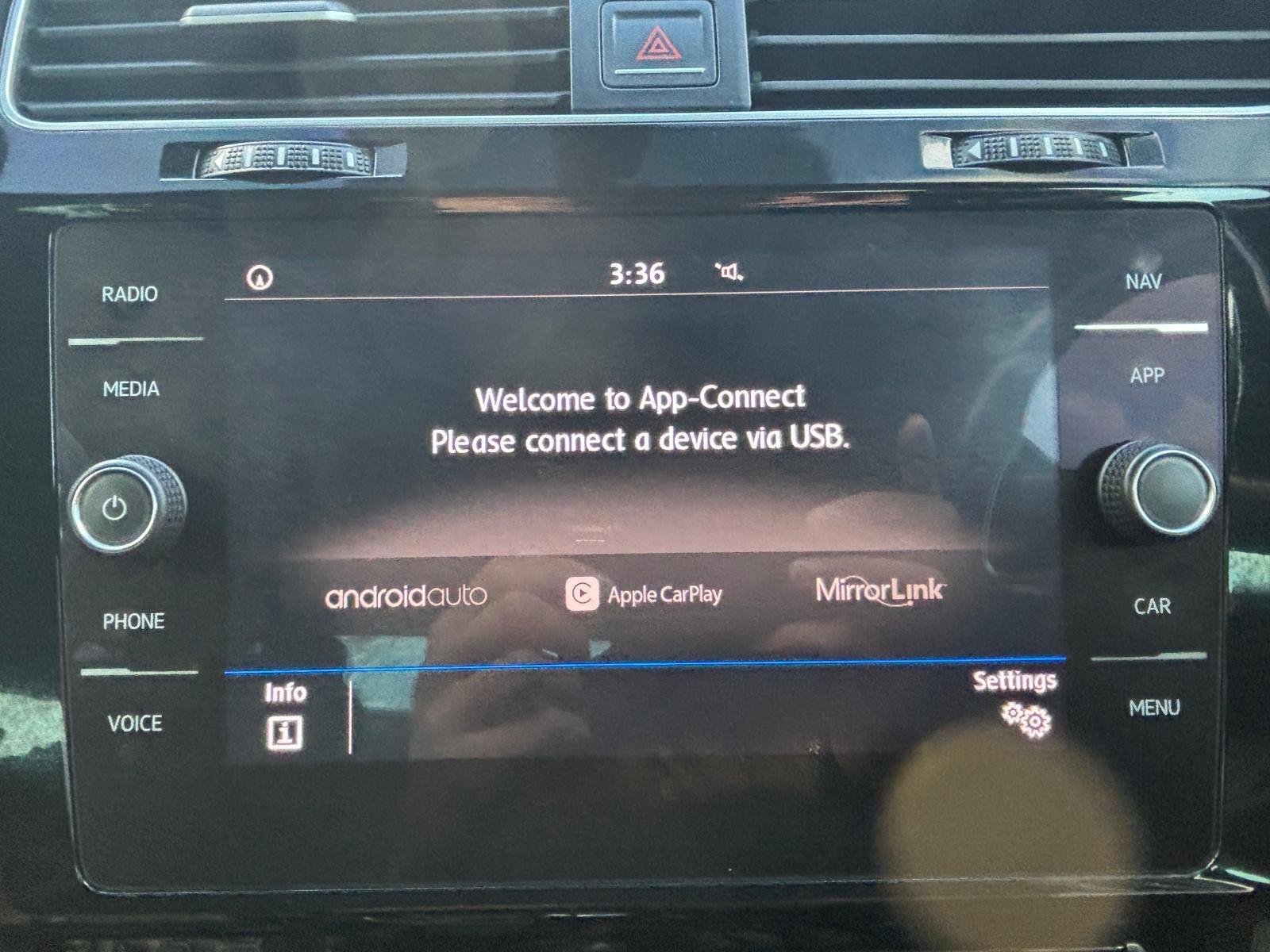 Volkswagen Golf - Image 56