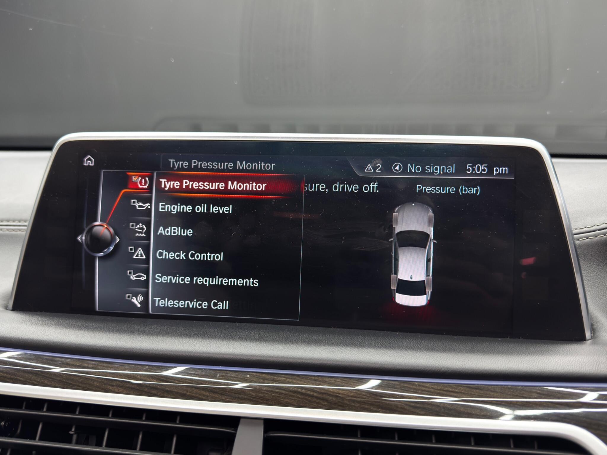 BMW 7 Series - Image 39