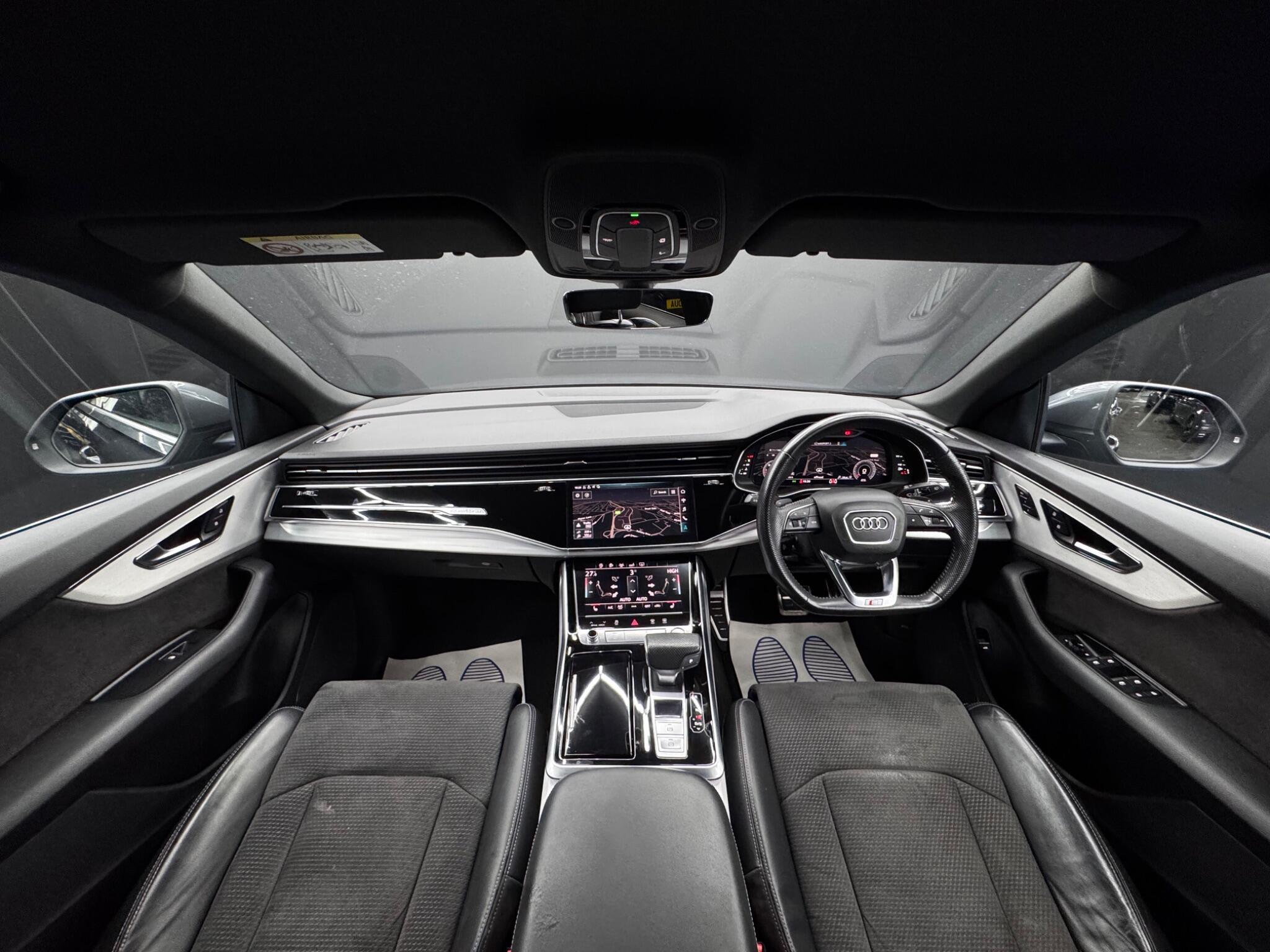 Audi Q8 - Image 17