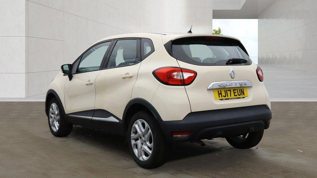 Renault Captur - Image 3