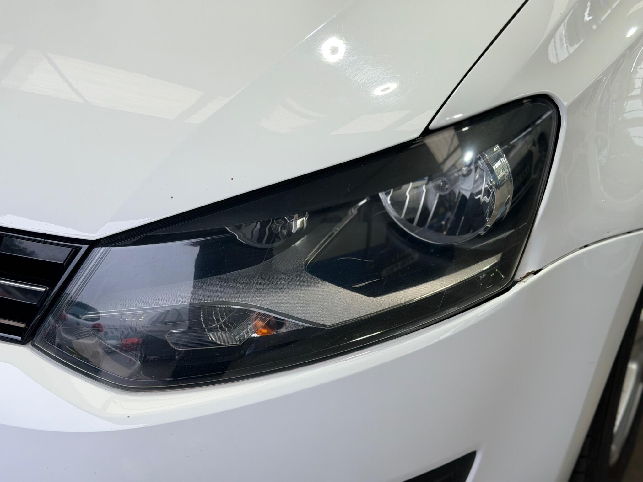 Volkswagen Polo - Image 8