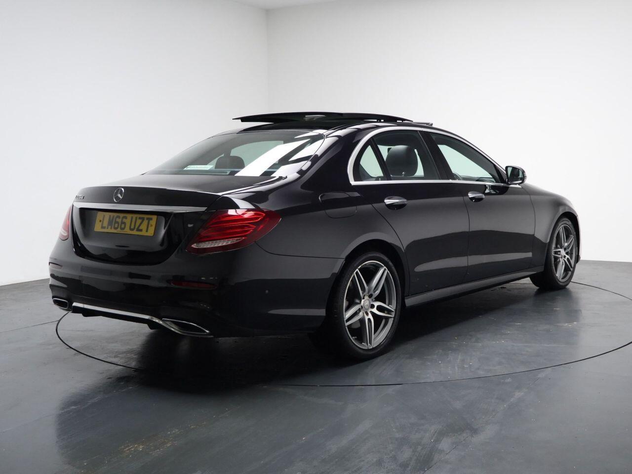 Mercedes-benz E Class - Image 7