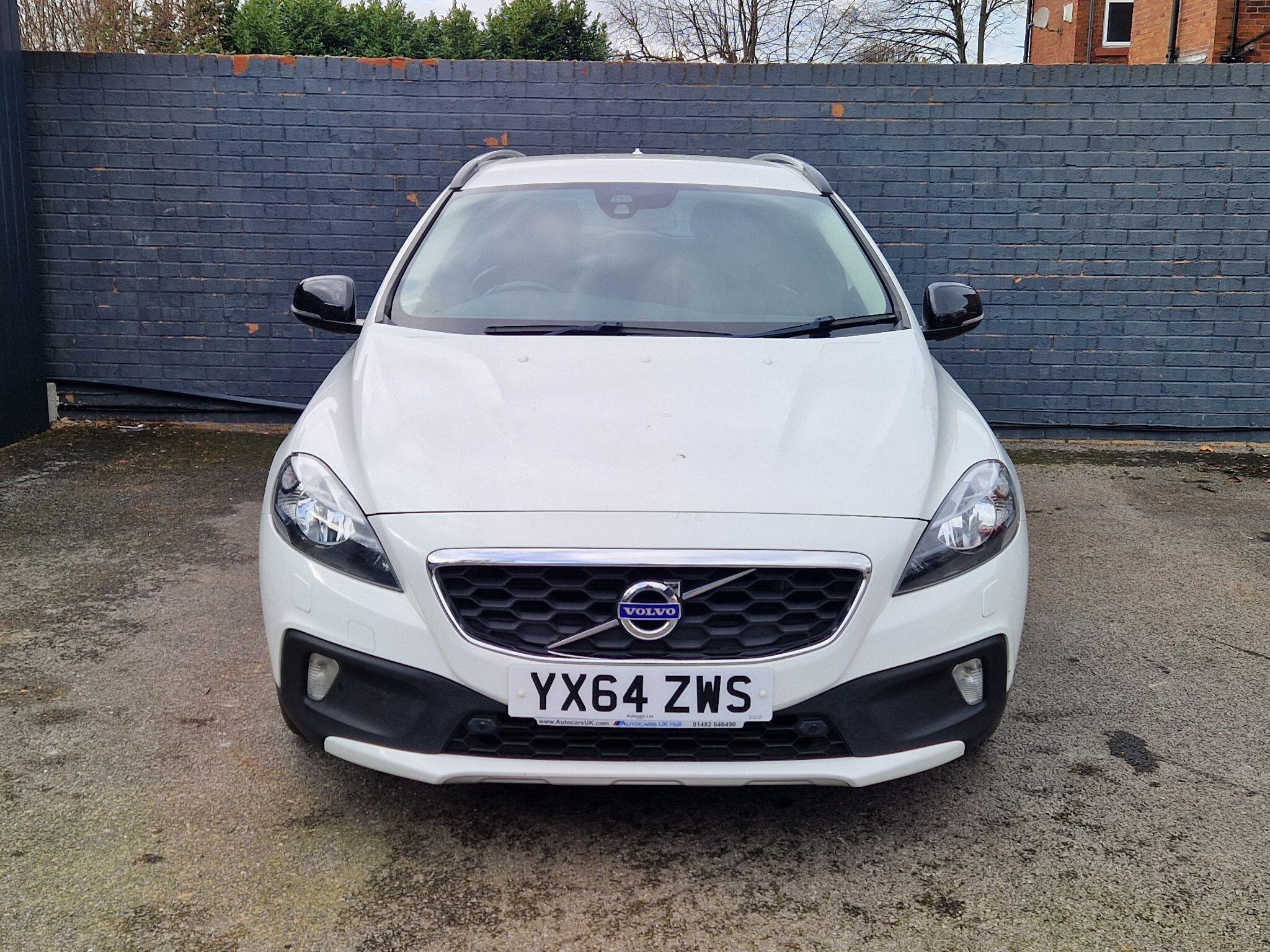 Volvo V40 CROSS COUNTRY - Image 4
