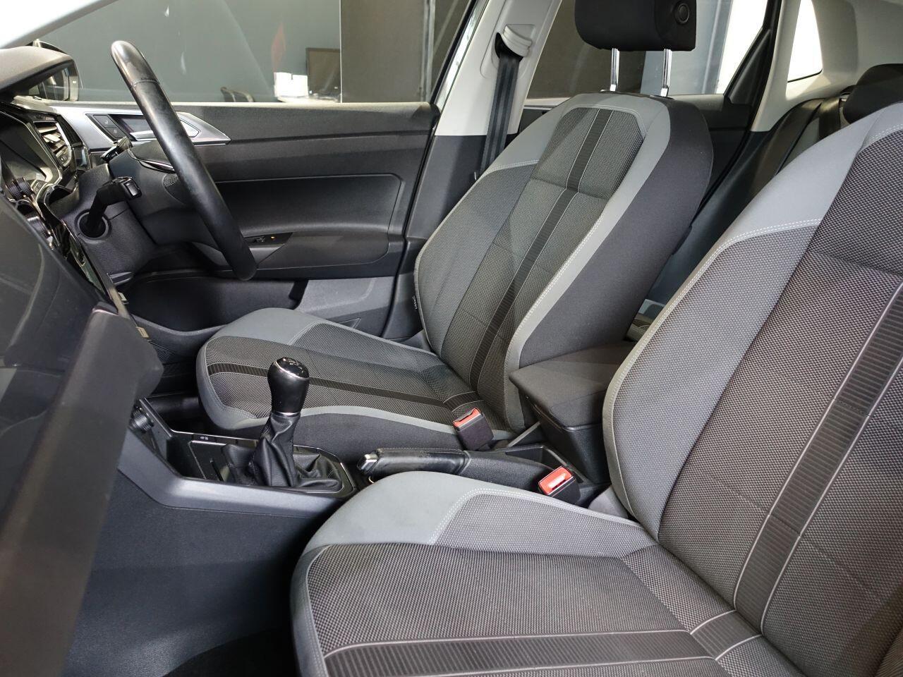 Volkswagen Polo - Image 15