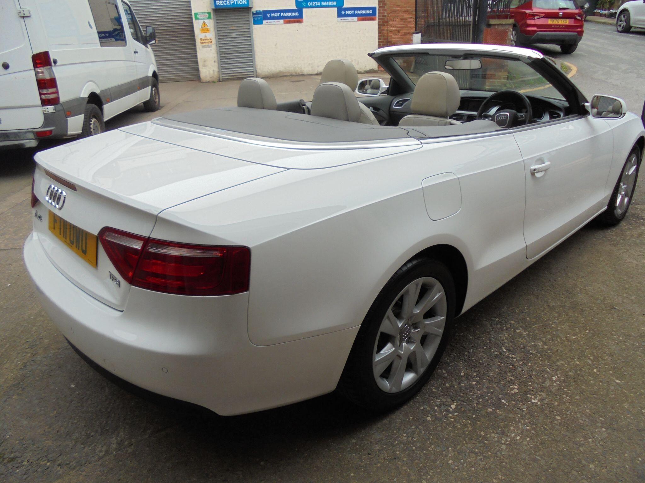 Audi A5 CABRIOLET - Image 8