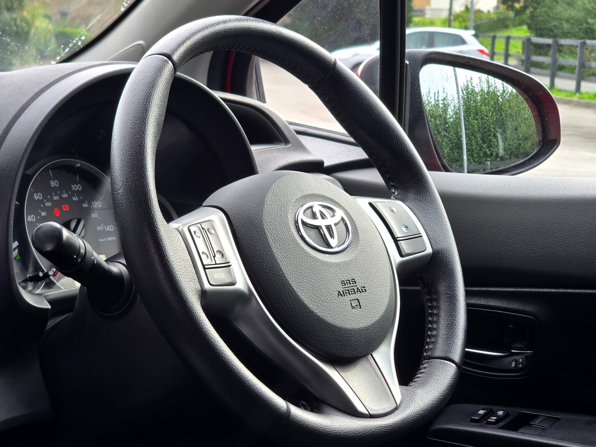 Toyota Yaris - Image 7
