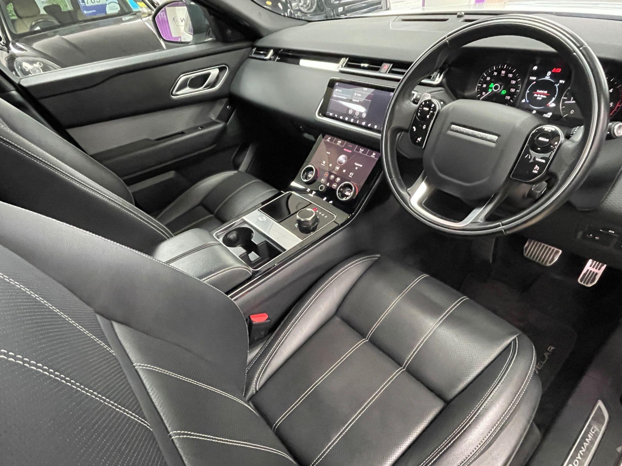 Land Rover Range Rover Velar - Image 22