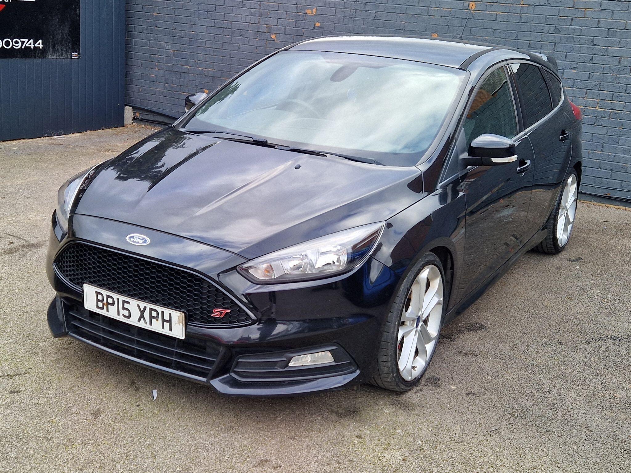 Ford Focus - Image 5