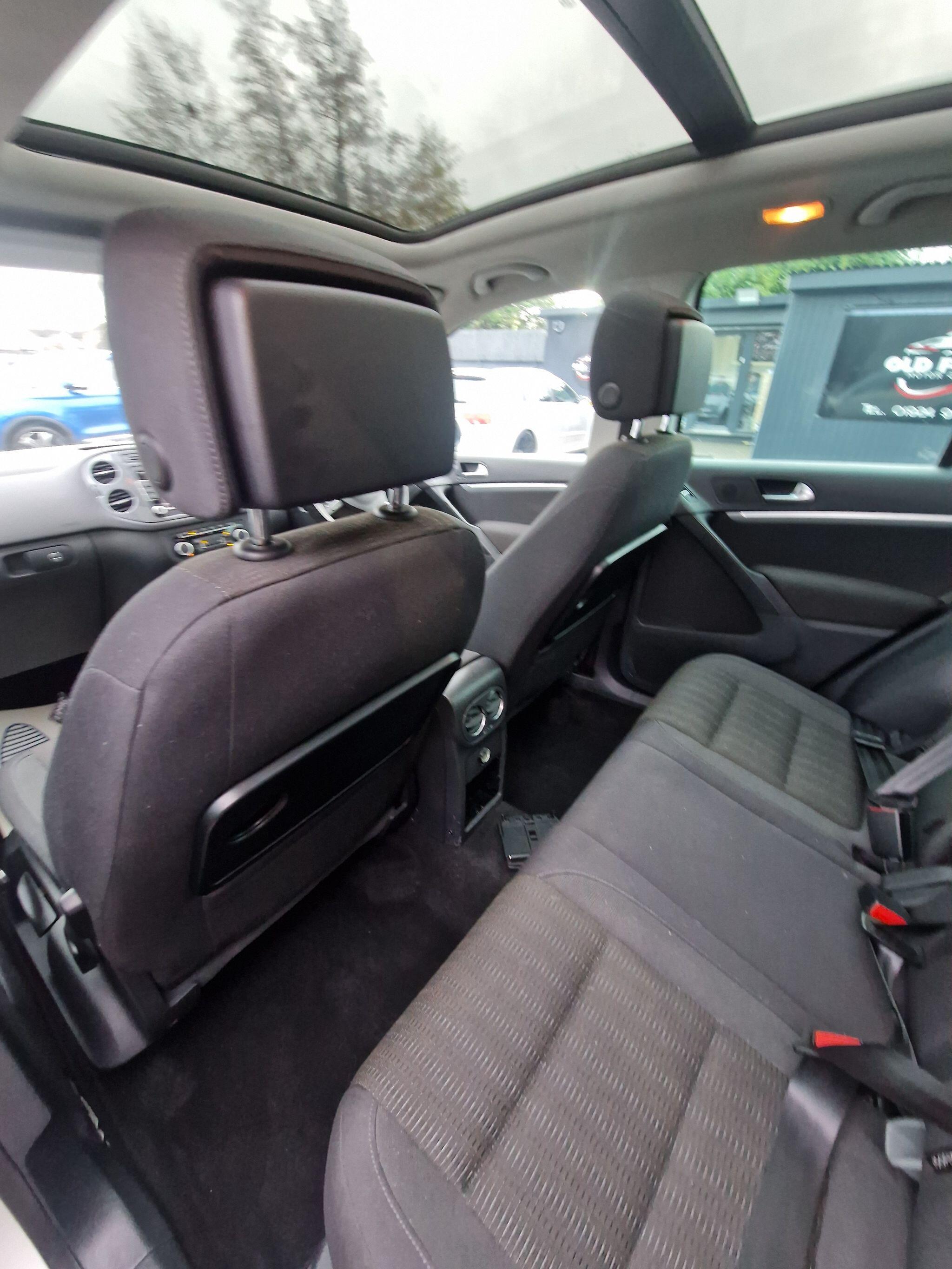 Volkswagen Tiguan - Image 40