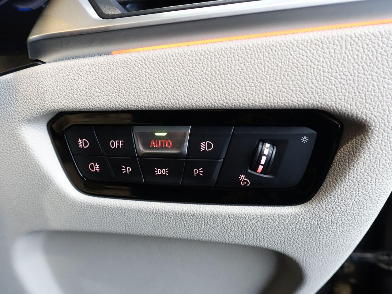 BMW 3 Series - Image 25