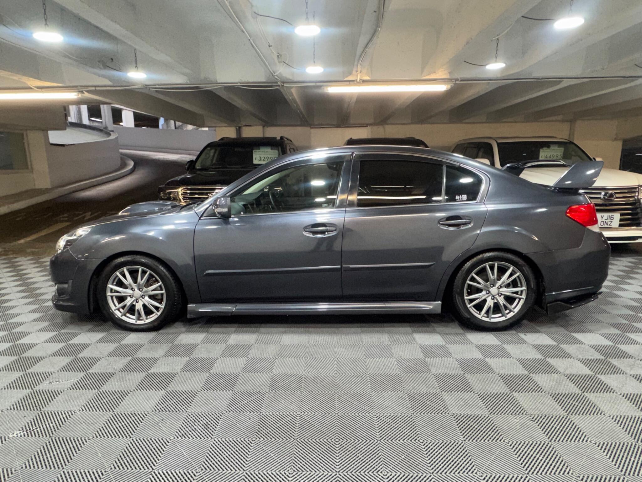 Subaru Legacy - Image 2
