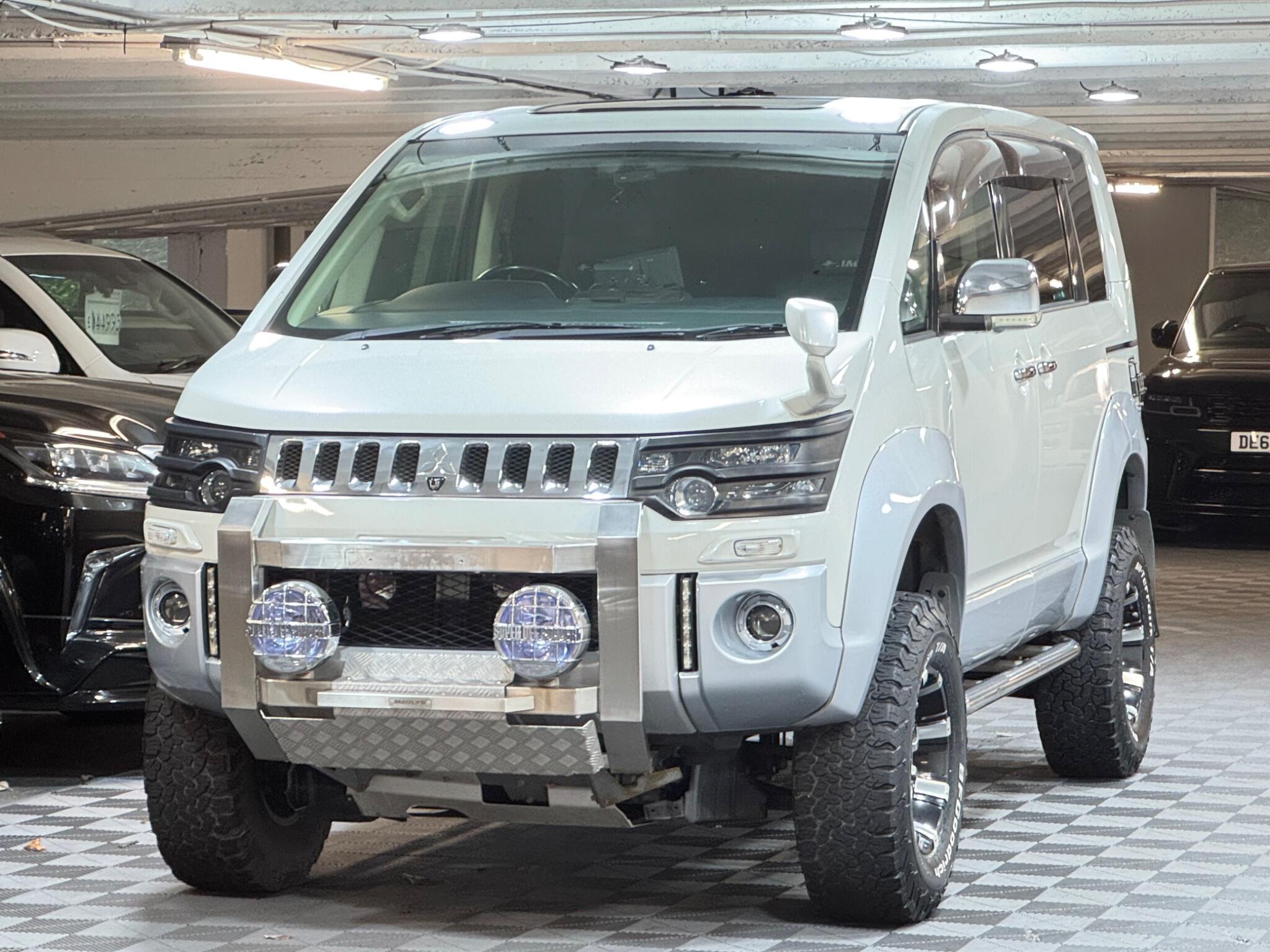 Mitsubishi Delica - Image 6