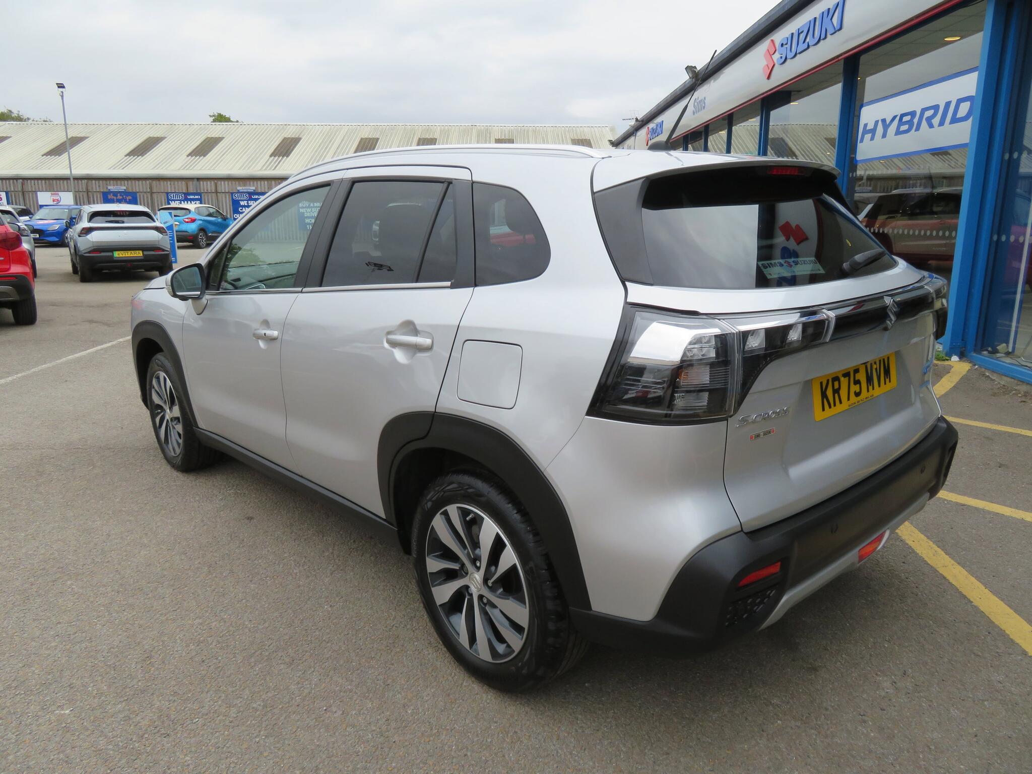 Suzuki S-Cross - Image 8