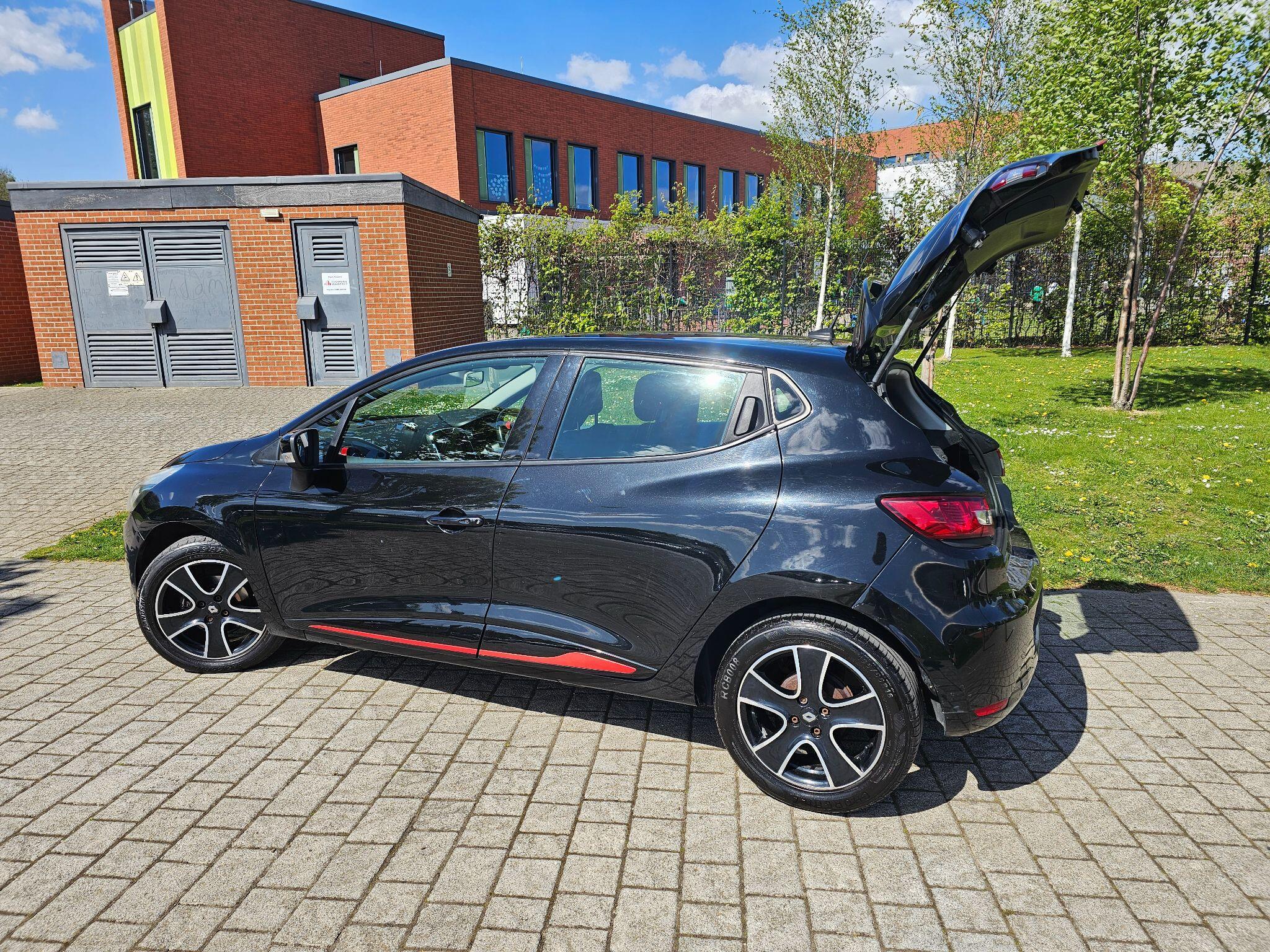 Renault Clio - Image 15