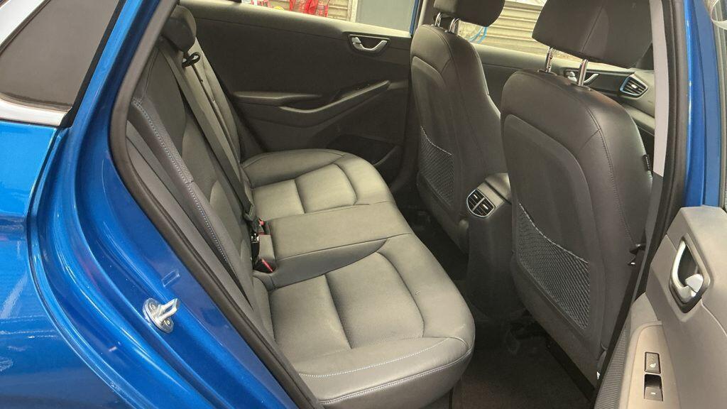 Hyundai Ioniq - Image 6