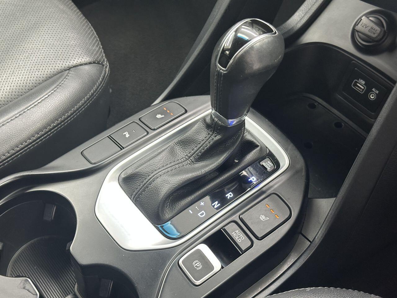 Hyundai Santa Fe - Image 33